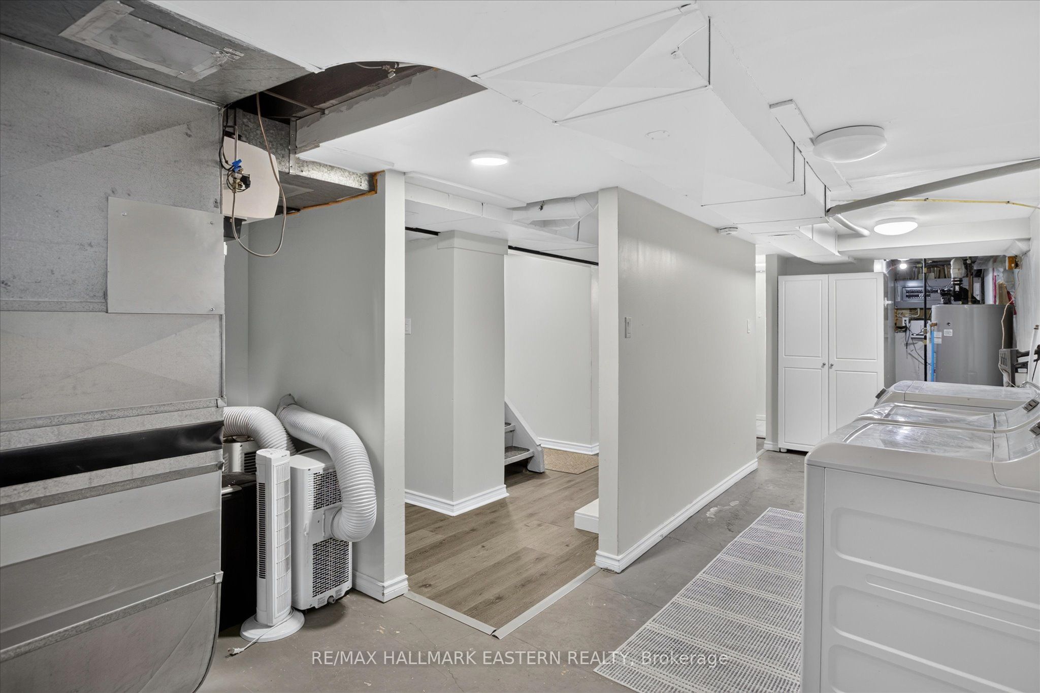 475 Aylmer Street N Property Photo 42