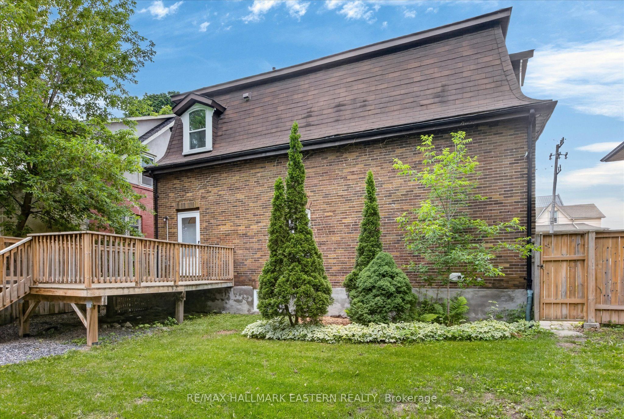 475 Aylmer Street N Property Photo 43