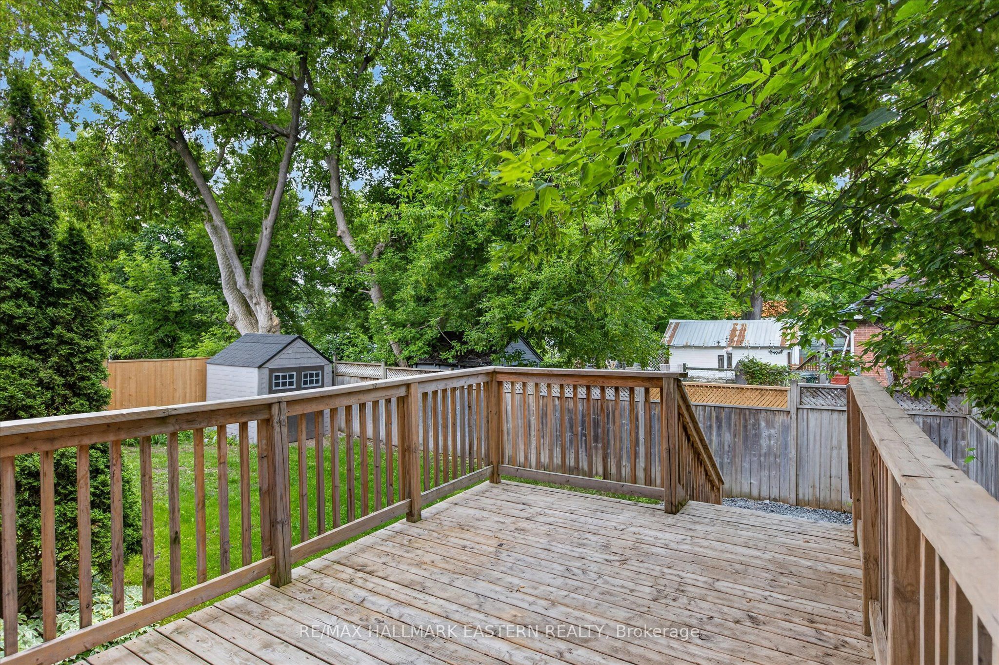 475 Aylmer Street N Property Photo 47