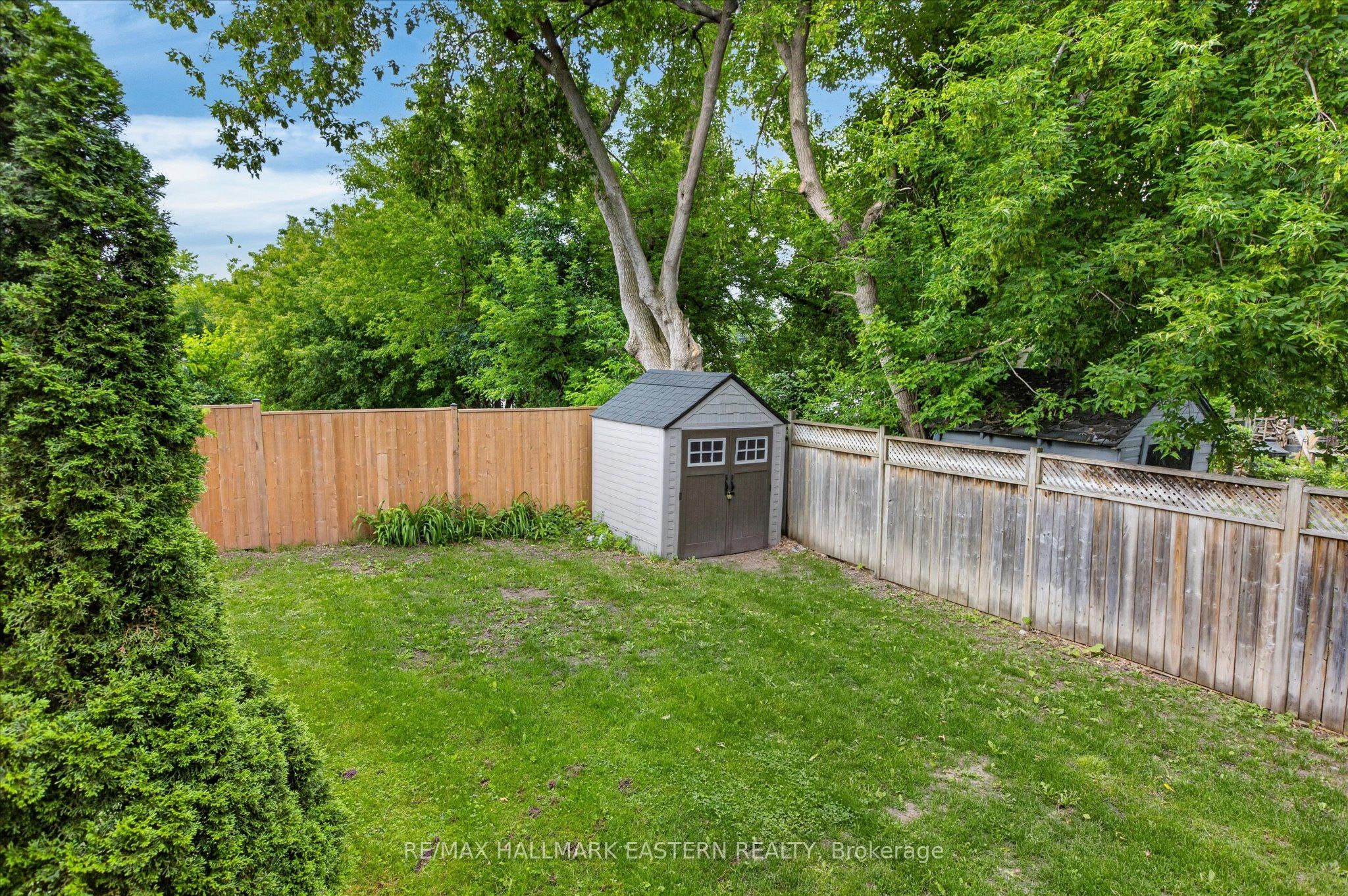 475 Aylmer Street N Property Photo 48