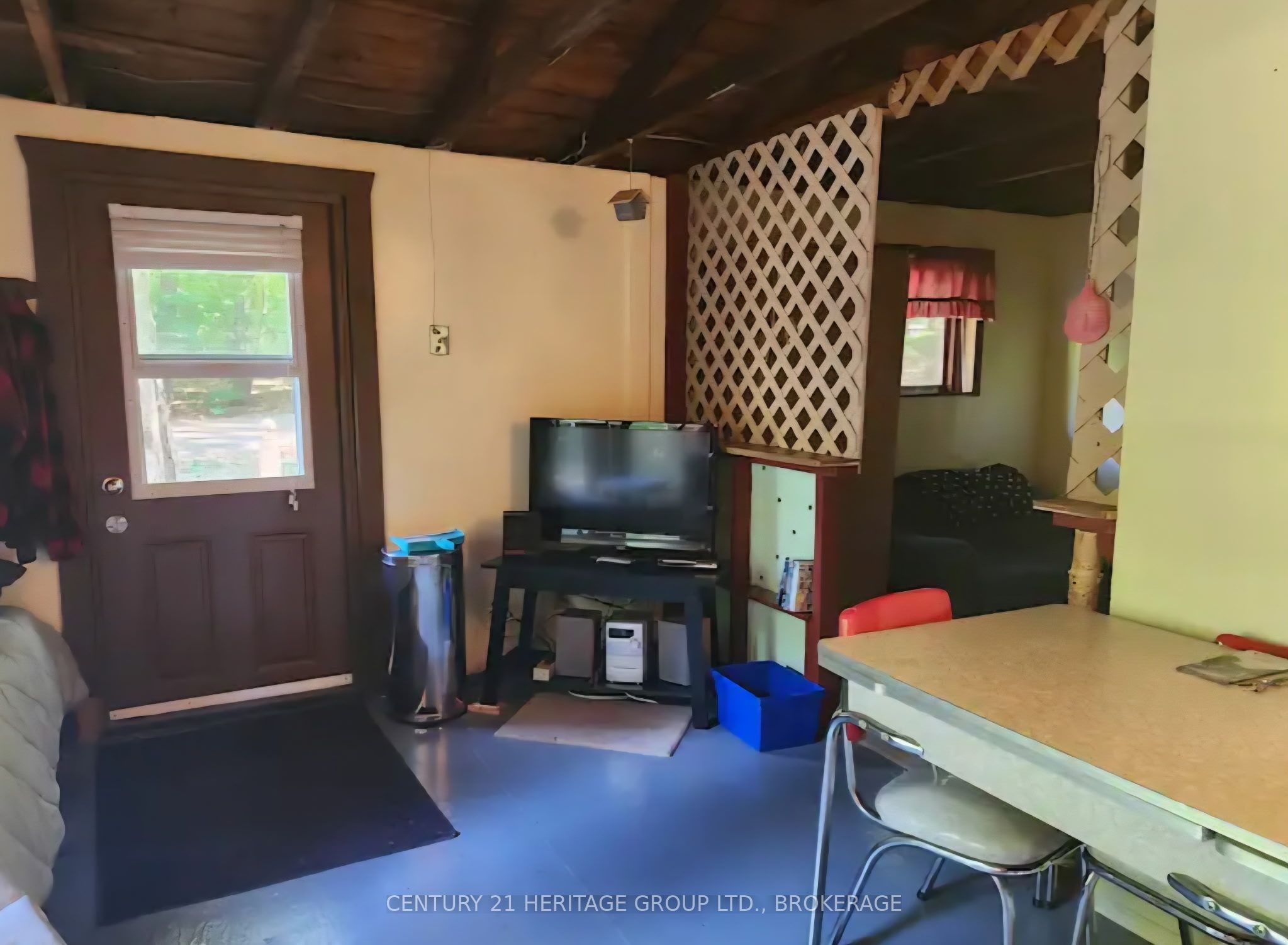 51a Thompson Lane Property Photo 21