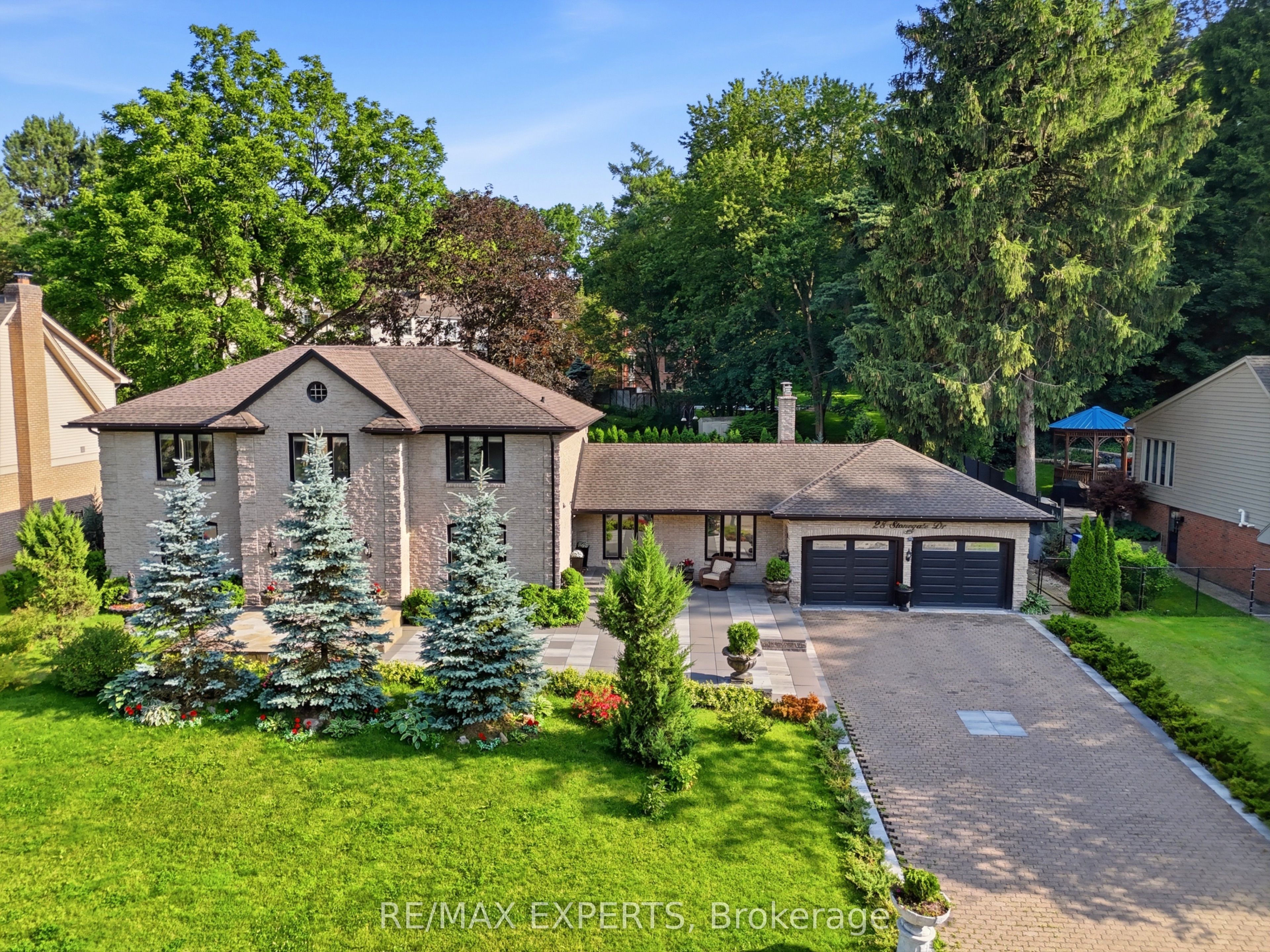 28 Stonegate Drive Property Photo 2