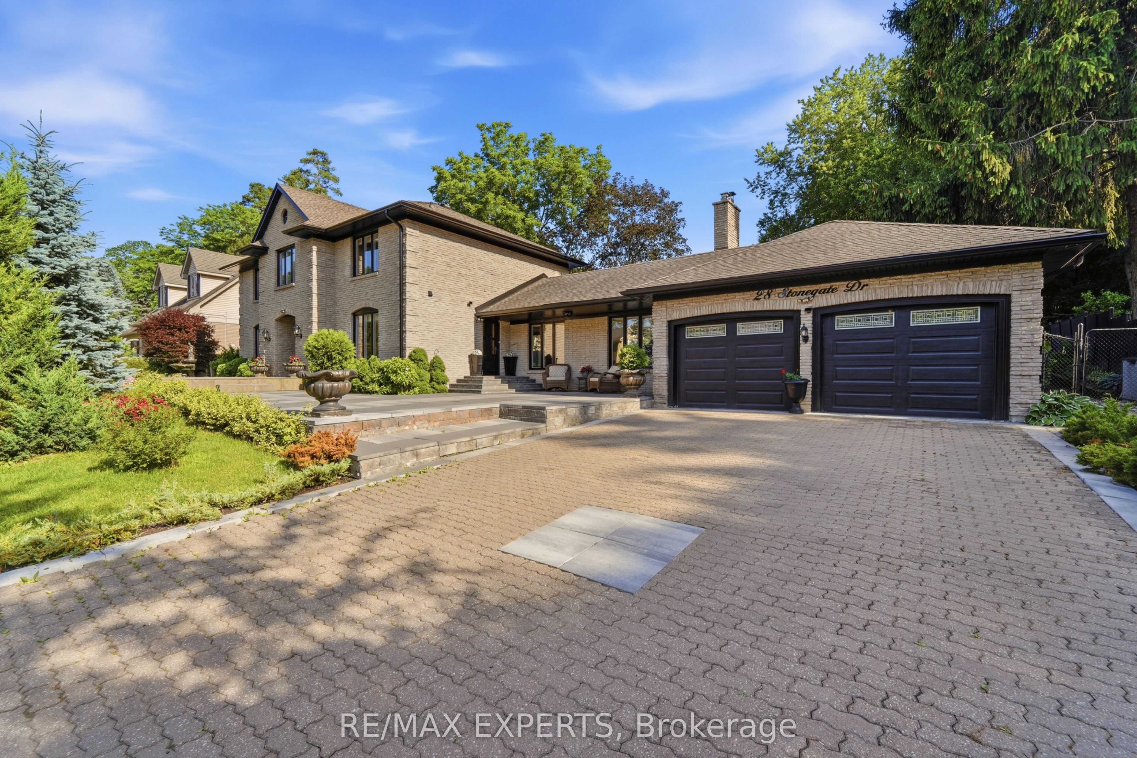28 Stonegate Drive Property Photo 4