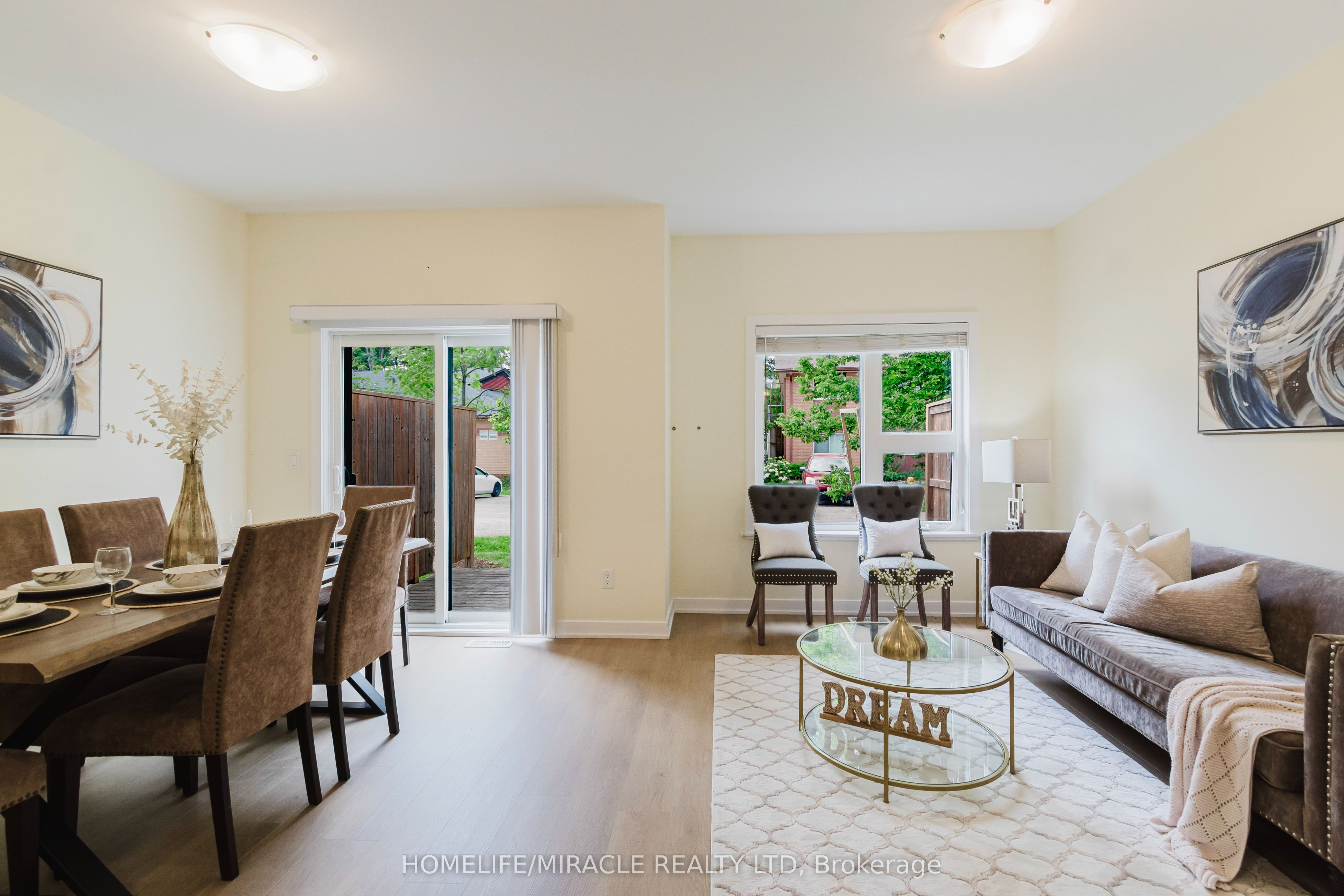 110 Fergus Avenue Unit 17 Property Photo 23