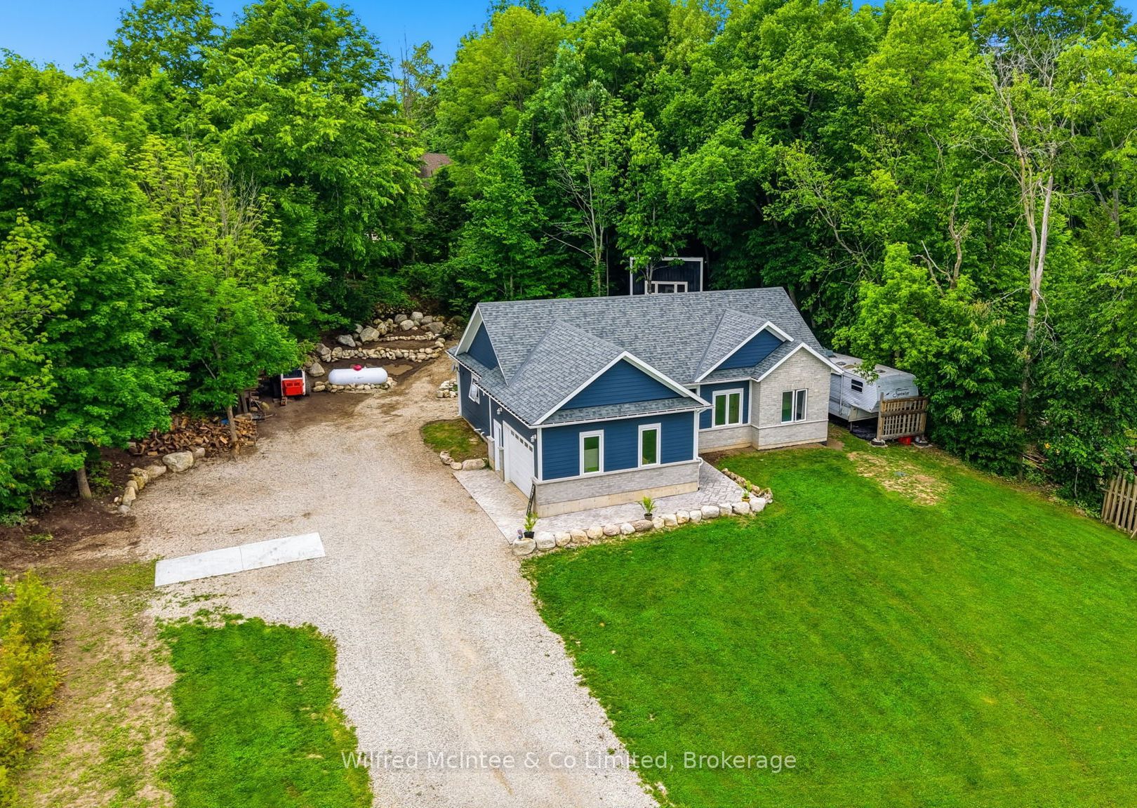 316040 6 Highway Property Photo 4