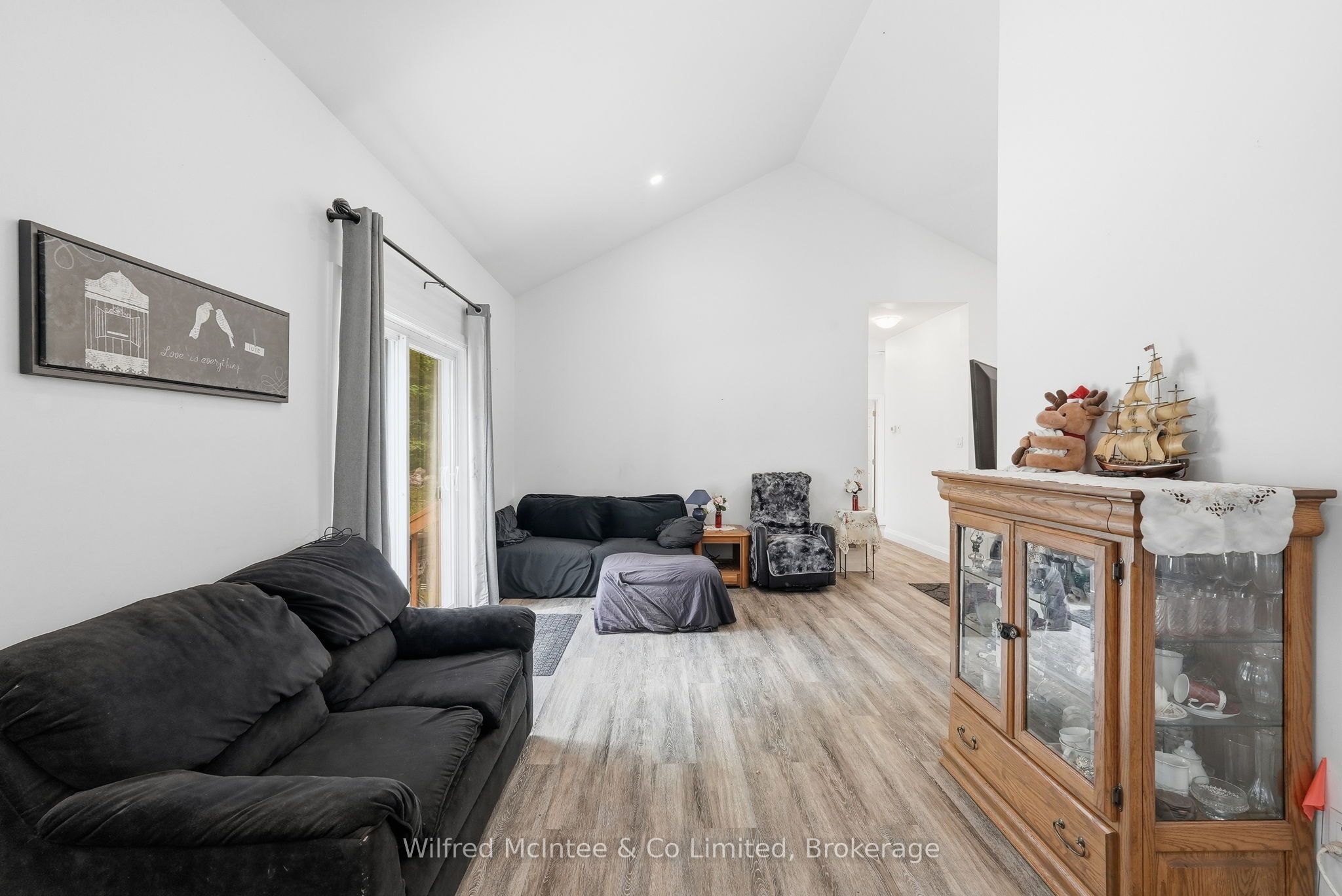 316040 6 Highway Property Photo 7
