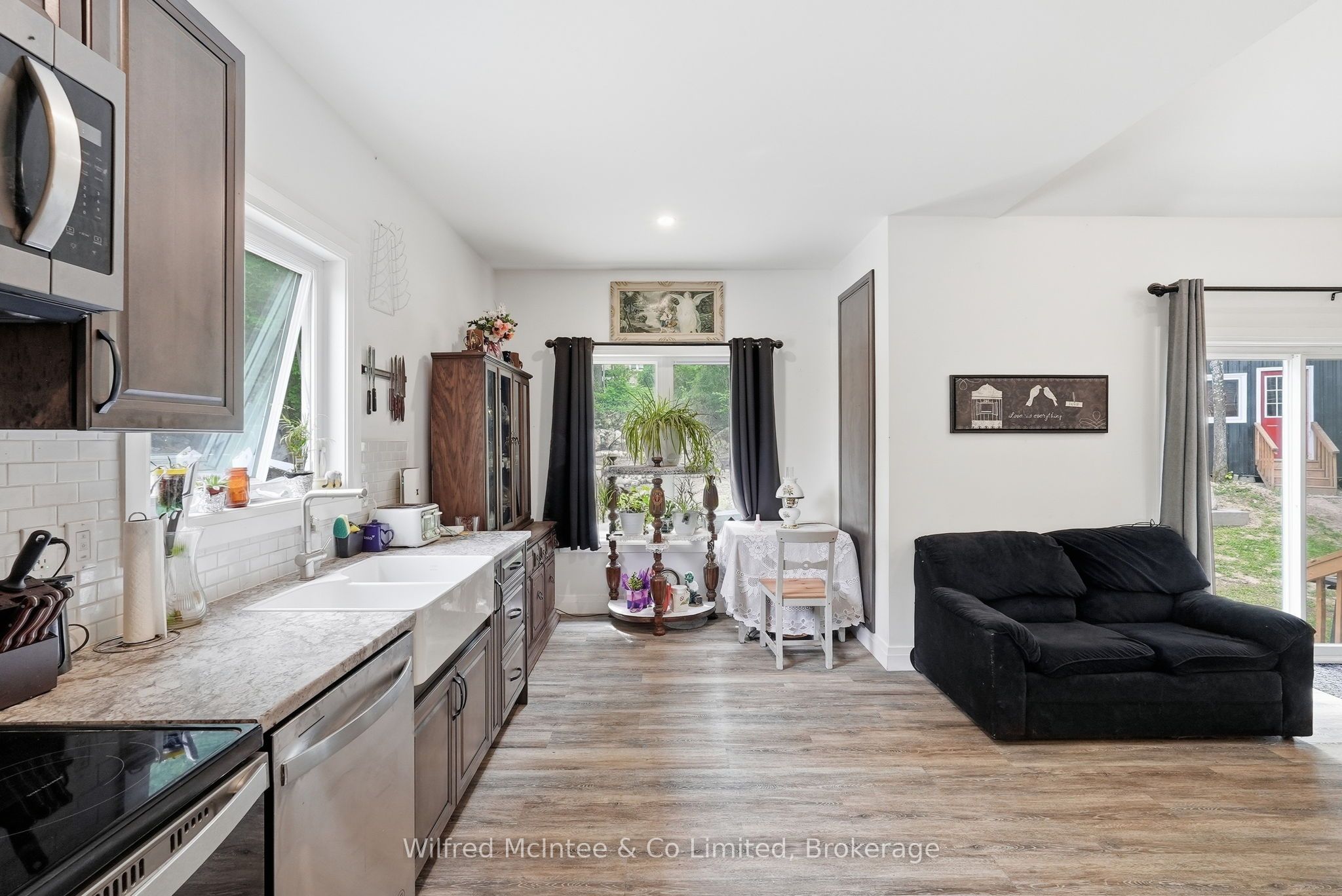 316040 6 Highway Property Photo 11