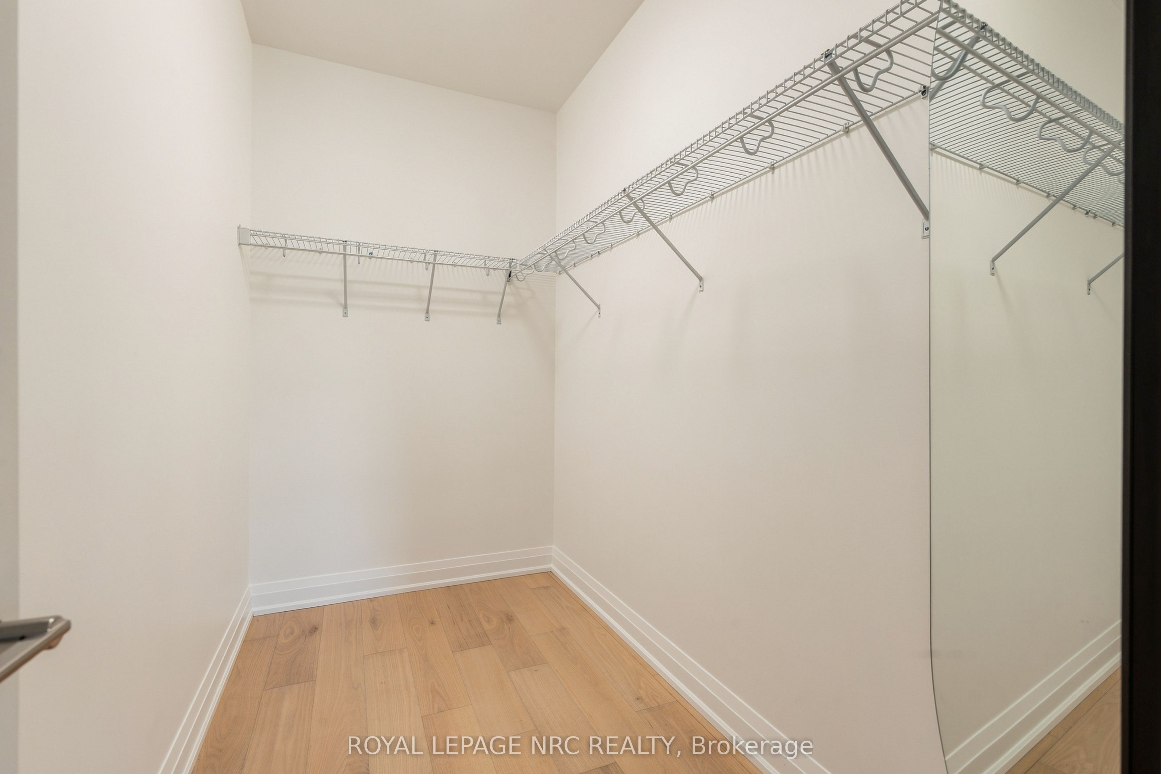586 Seneca Drive 70 C Property Photo 19