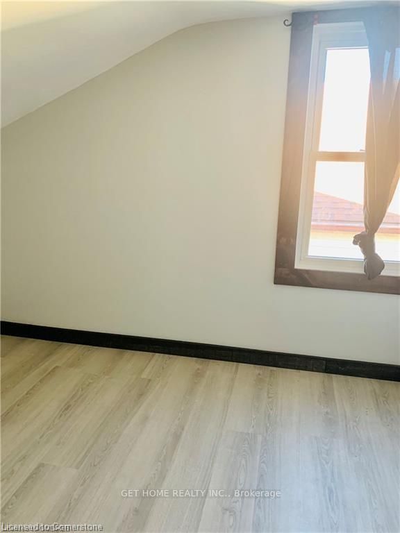 100 Lincoln Street Property Photo 14