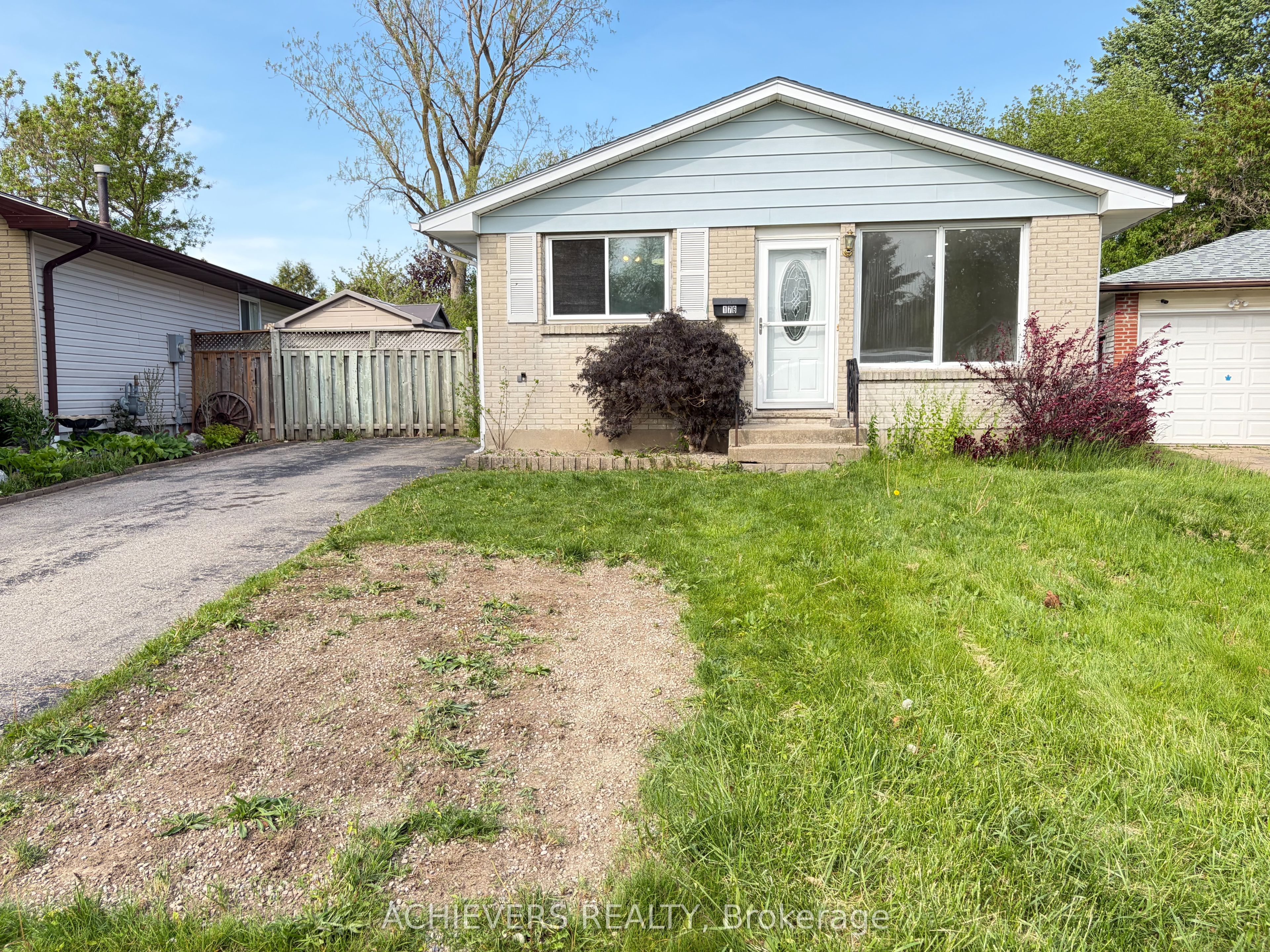 176 Culver Crescent Property Photo 1