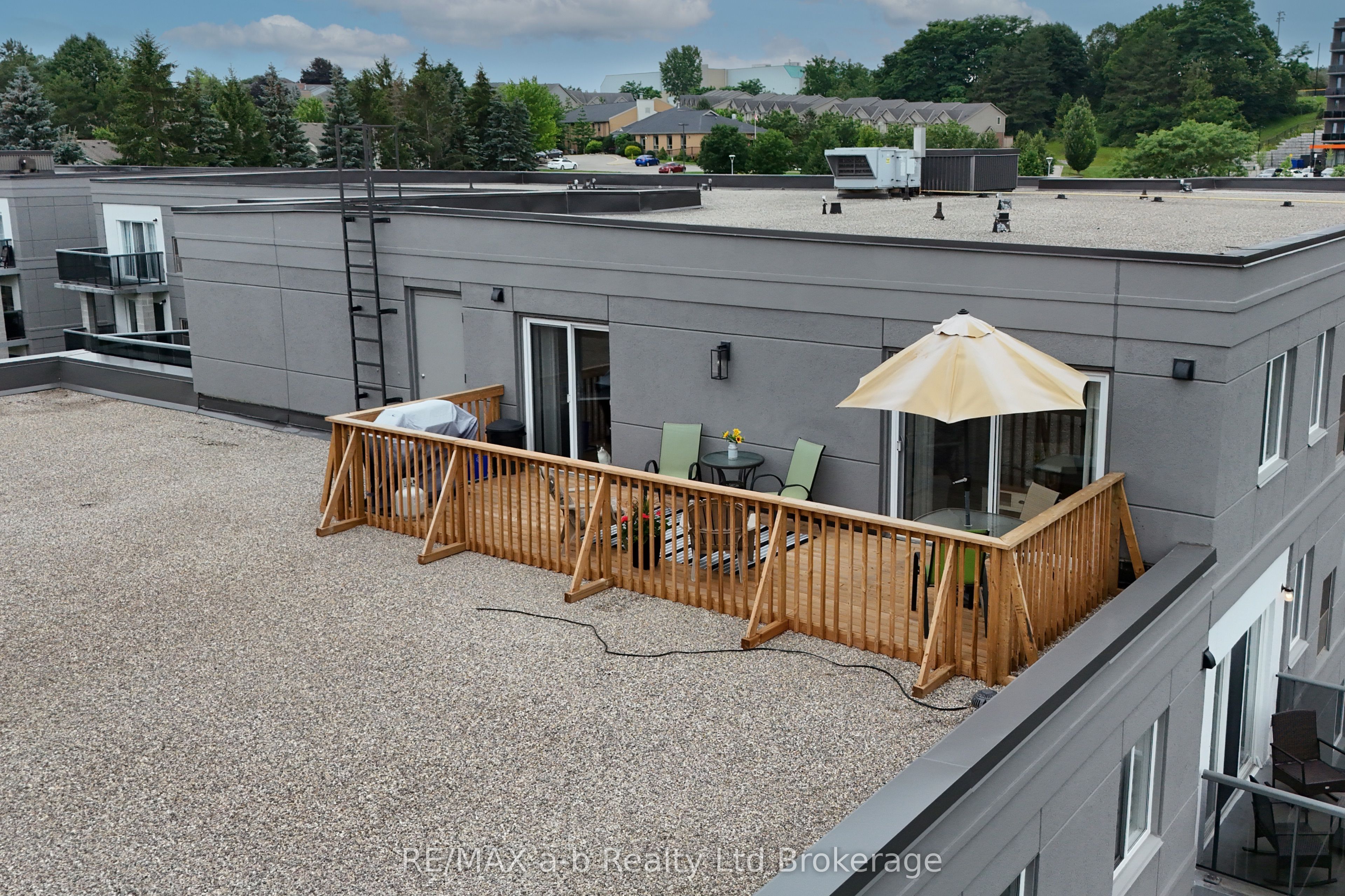 159 Ferguson Drive 303 Property Photo 28