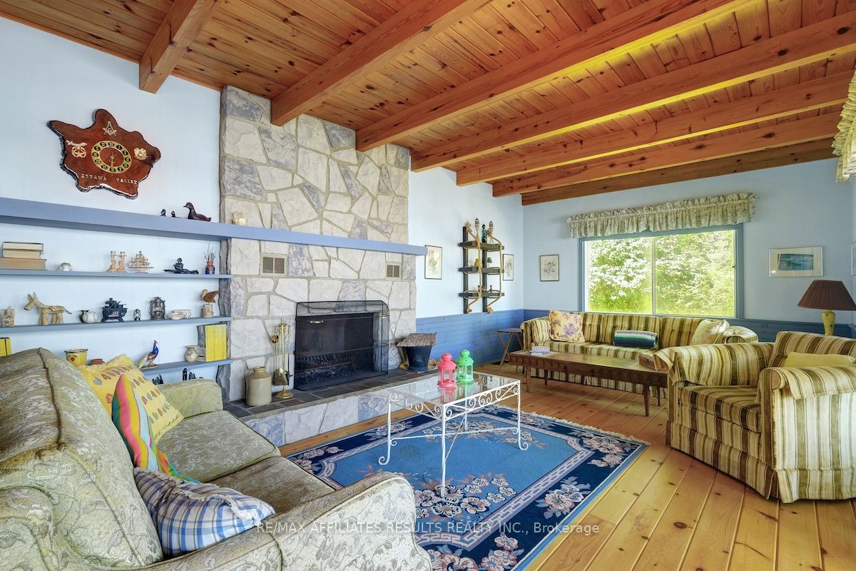 2130 B River Road Property Photo 8