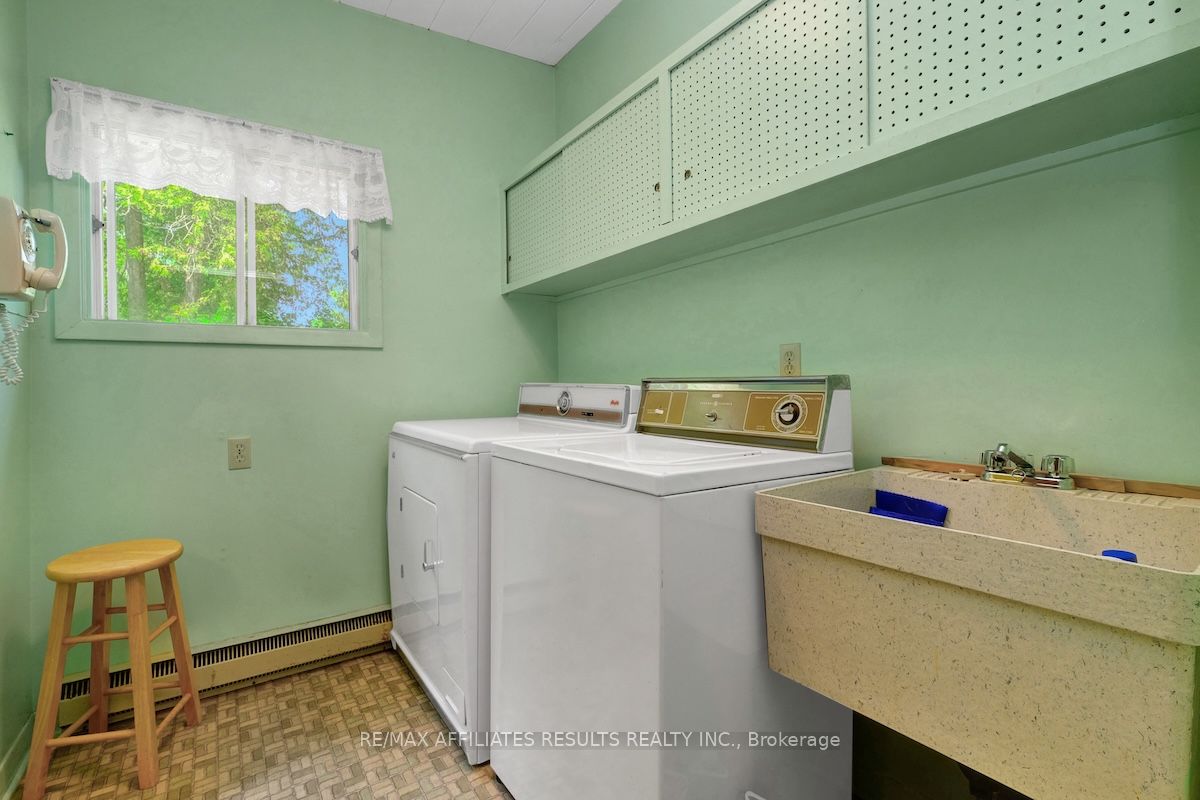 2130 B River Road Property Photo 27