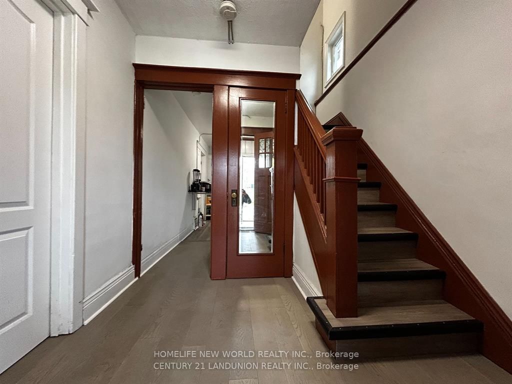 46 Arnold Street 2nd Rm 1 Property Photo 5