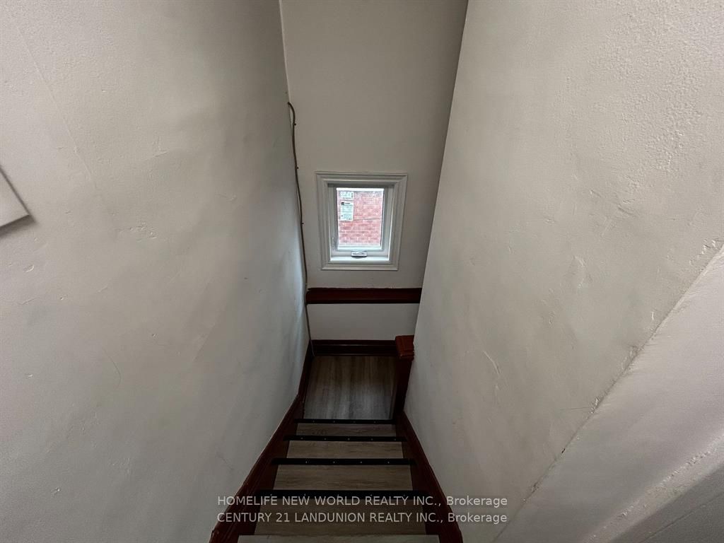 46 Arnold Street 2nd Rm 1 Property Photo 13