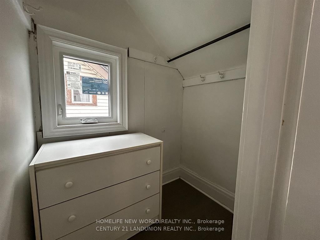 46 Arnold Street 2nd Rm 1 Property Photo 18