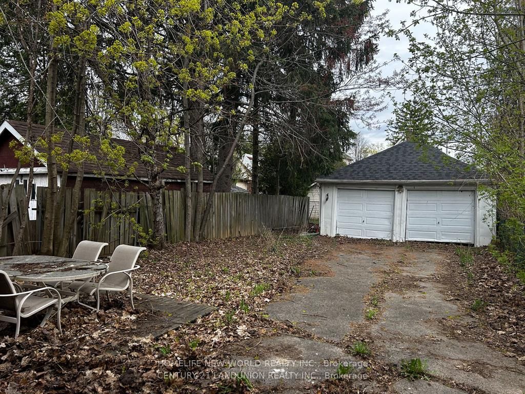 46 Arnold Street 2nd Rm 1 Property Photo 29