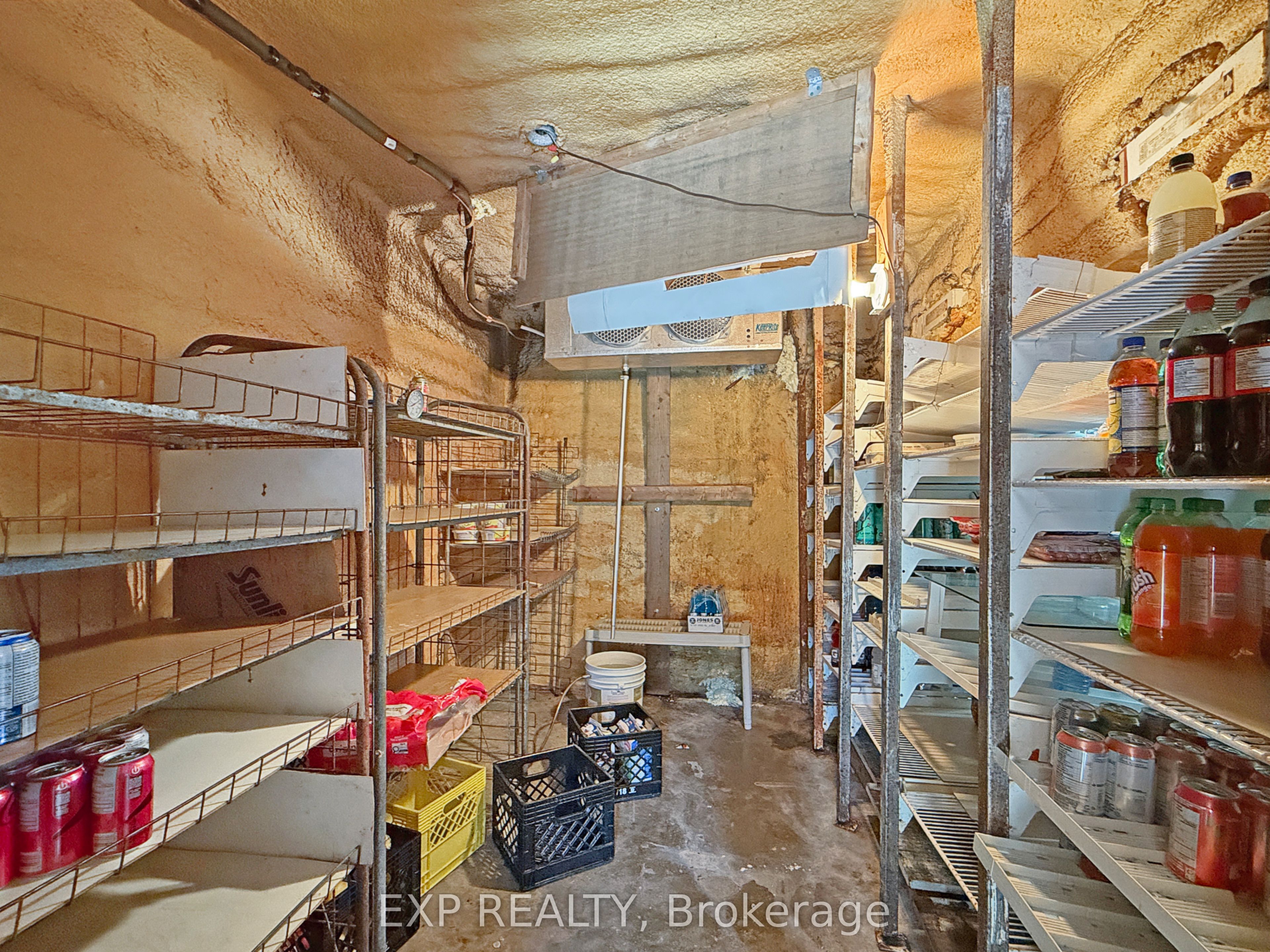 511 Quebec Street Property Photo 9