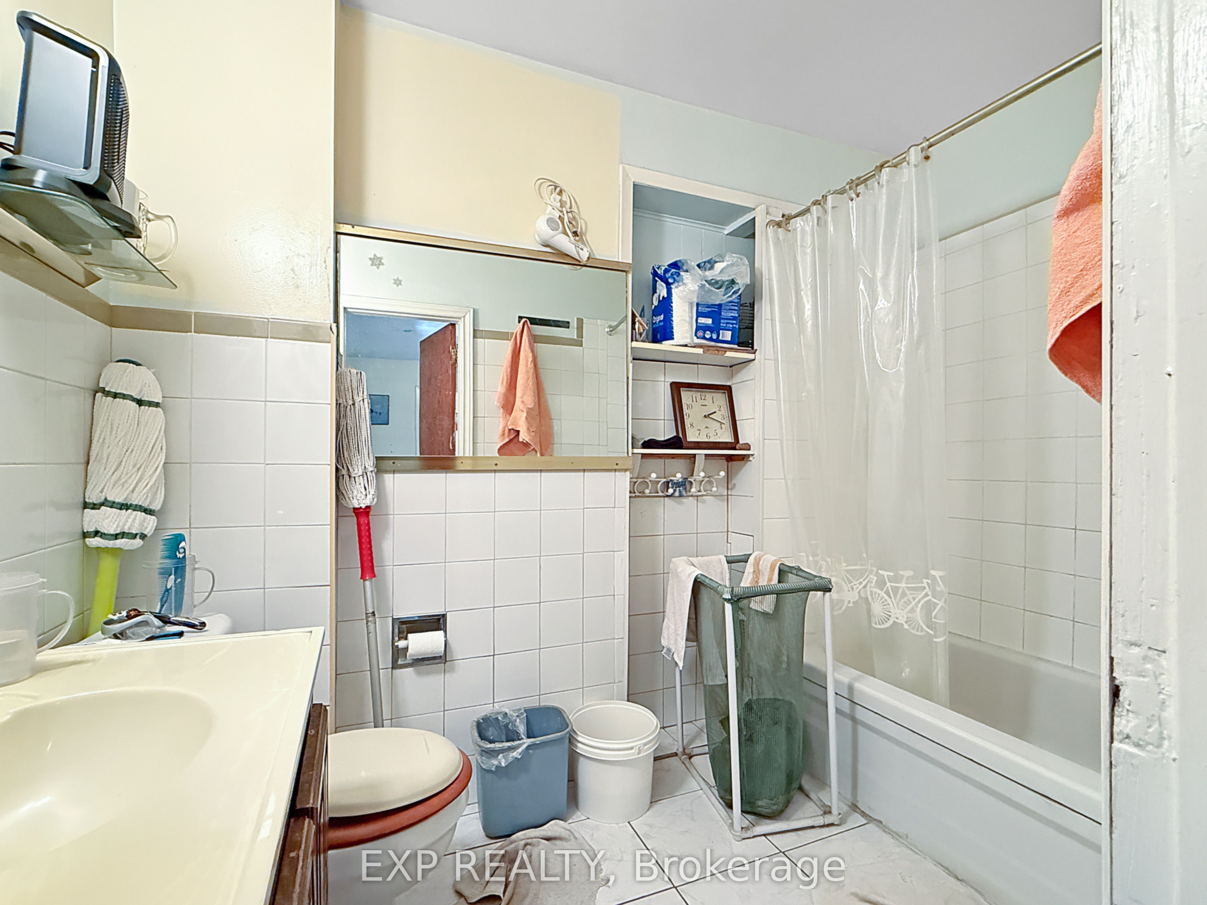 511 Quebec Street Property Photo 17