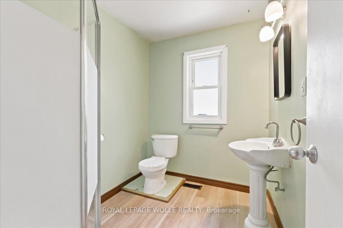 22 Ramore Street Property Photo 8