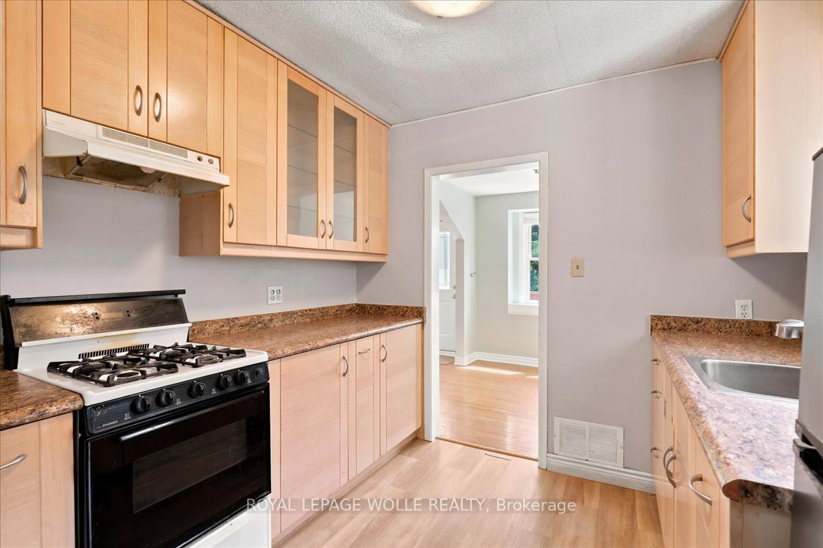 22 Ramore Street Property Photo 16