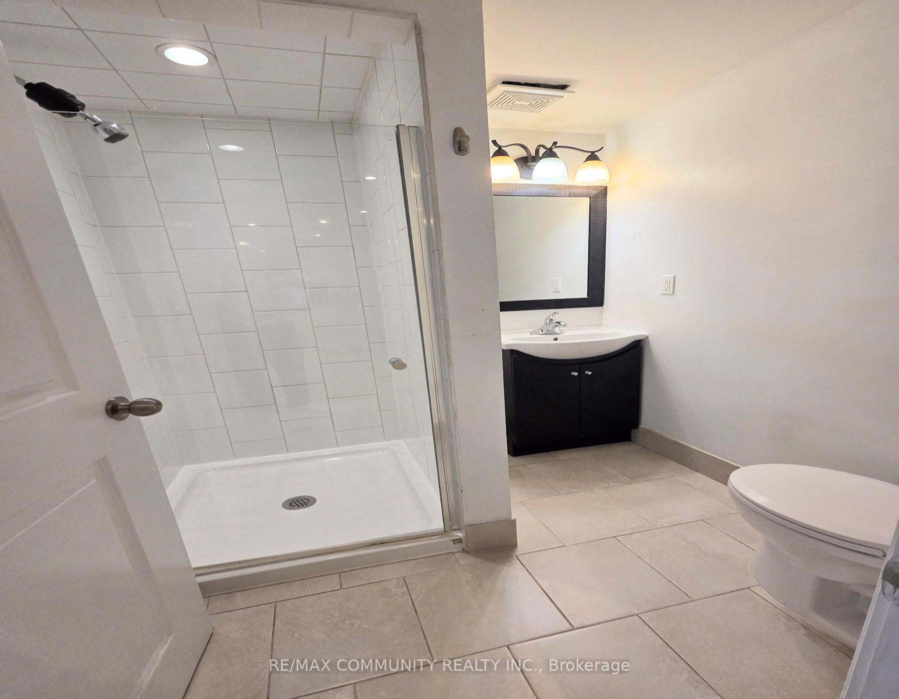 161 Mohawk Road W Bsmt Property Photo 15