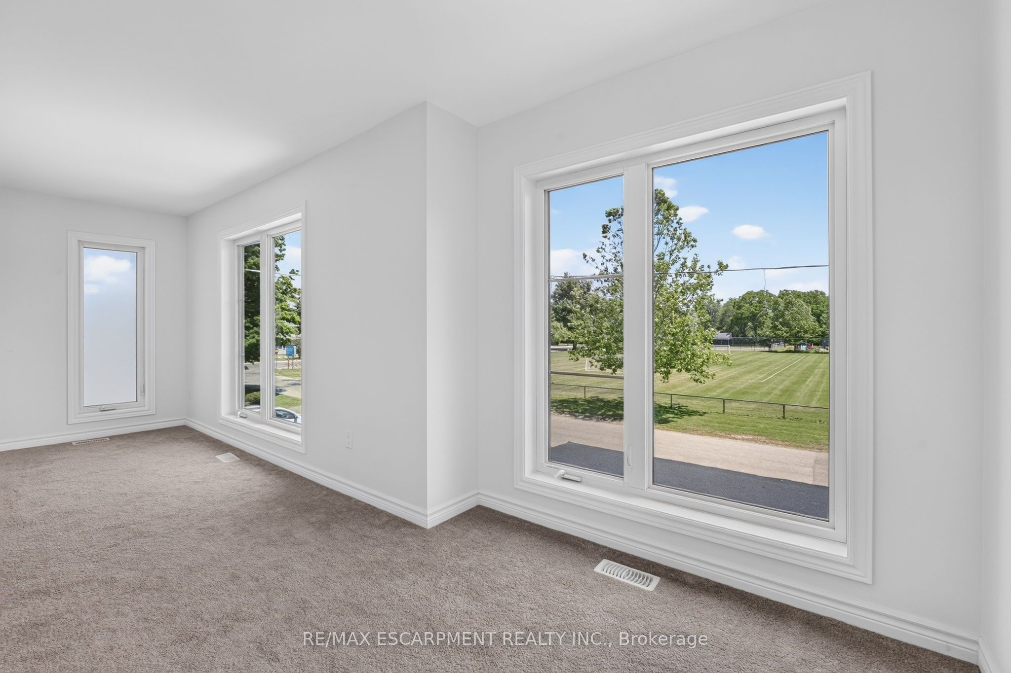 203 Park Street Property Photo 23