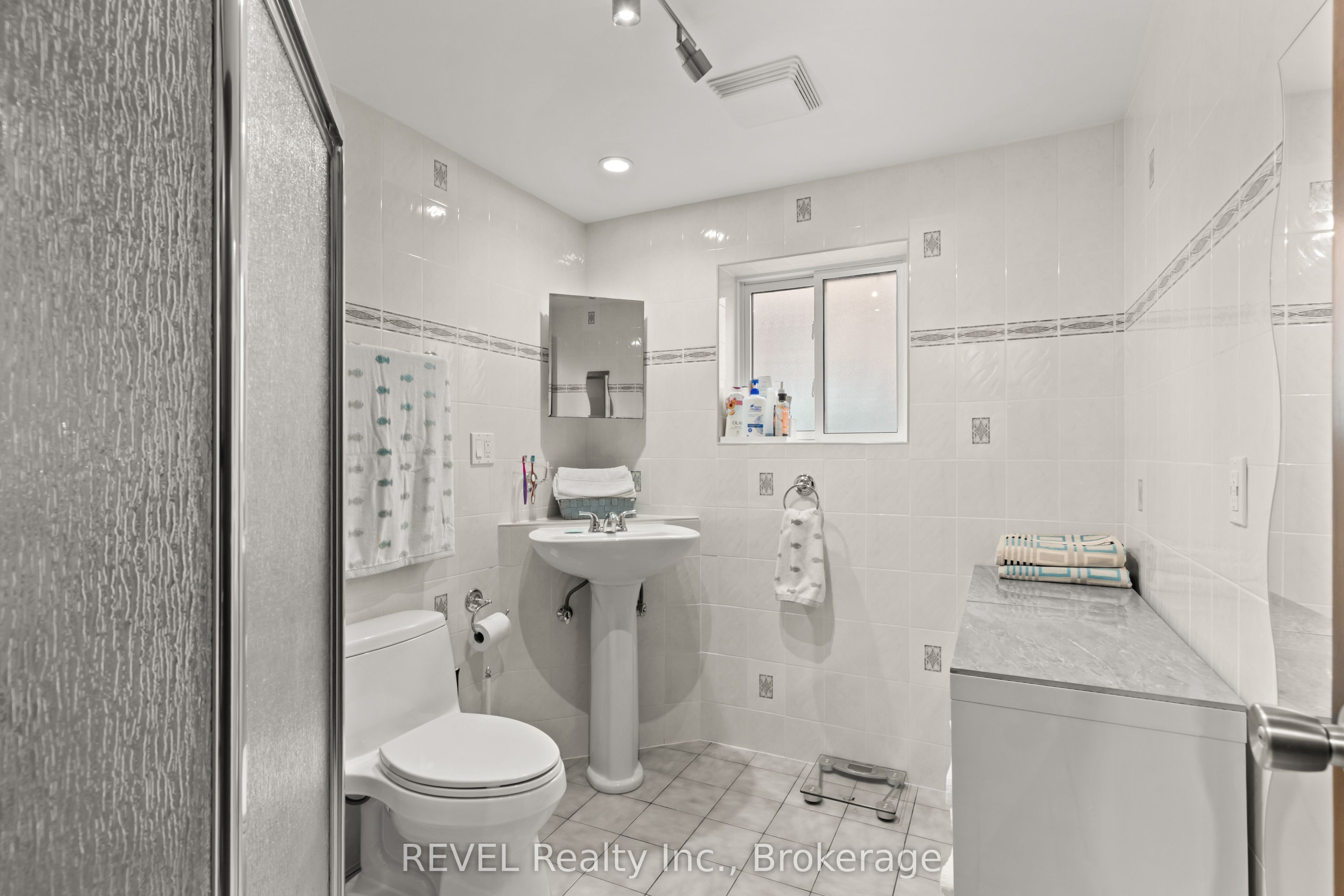 323 Barrick Road Property Photo 24