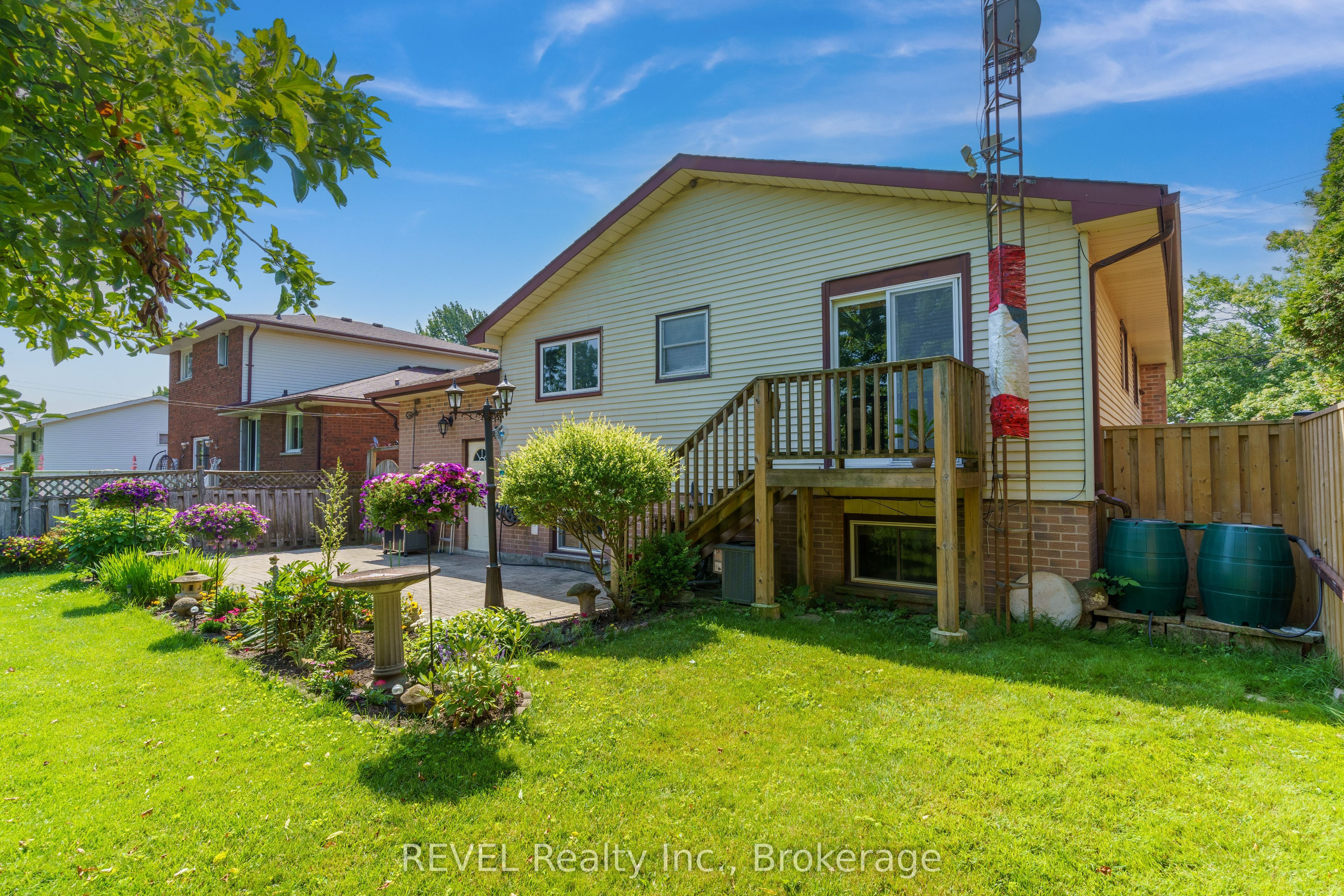 323 Barrick Road Property Photo 30