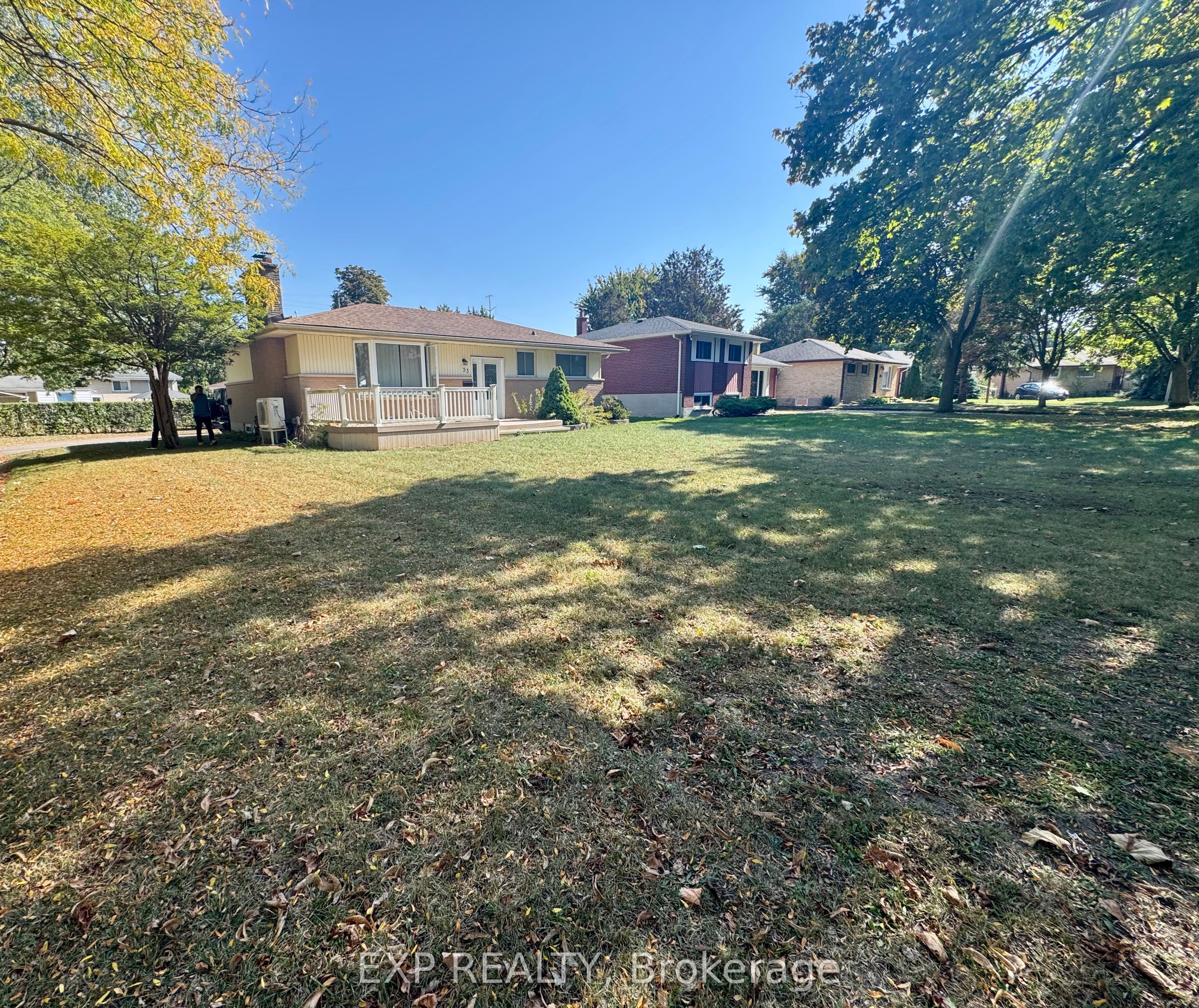 53 Madeira Drive Property Photo 2