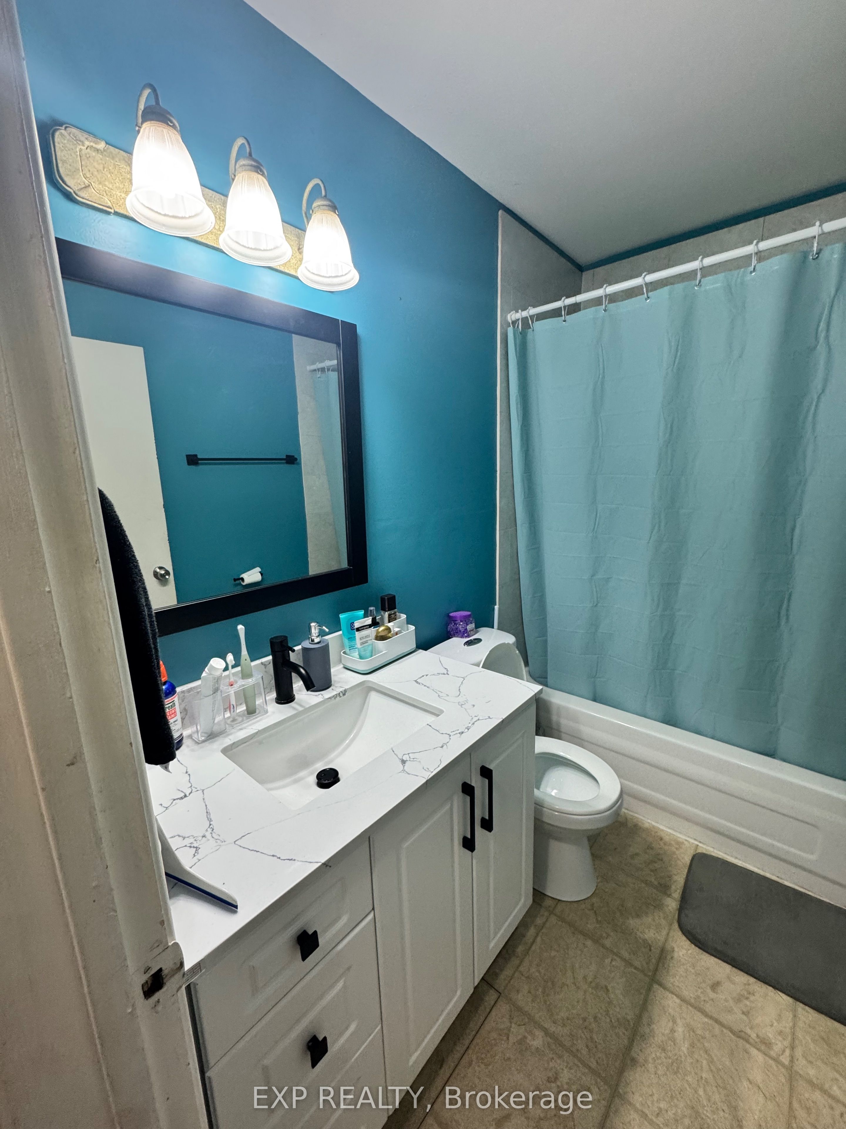 53 Madeira Drive Property Photo 6