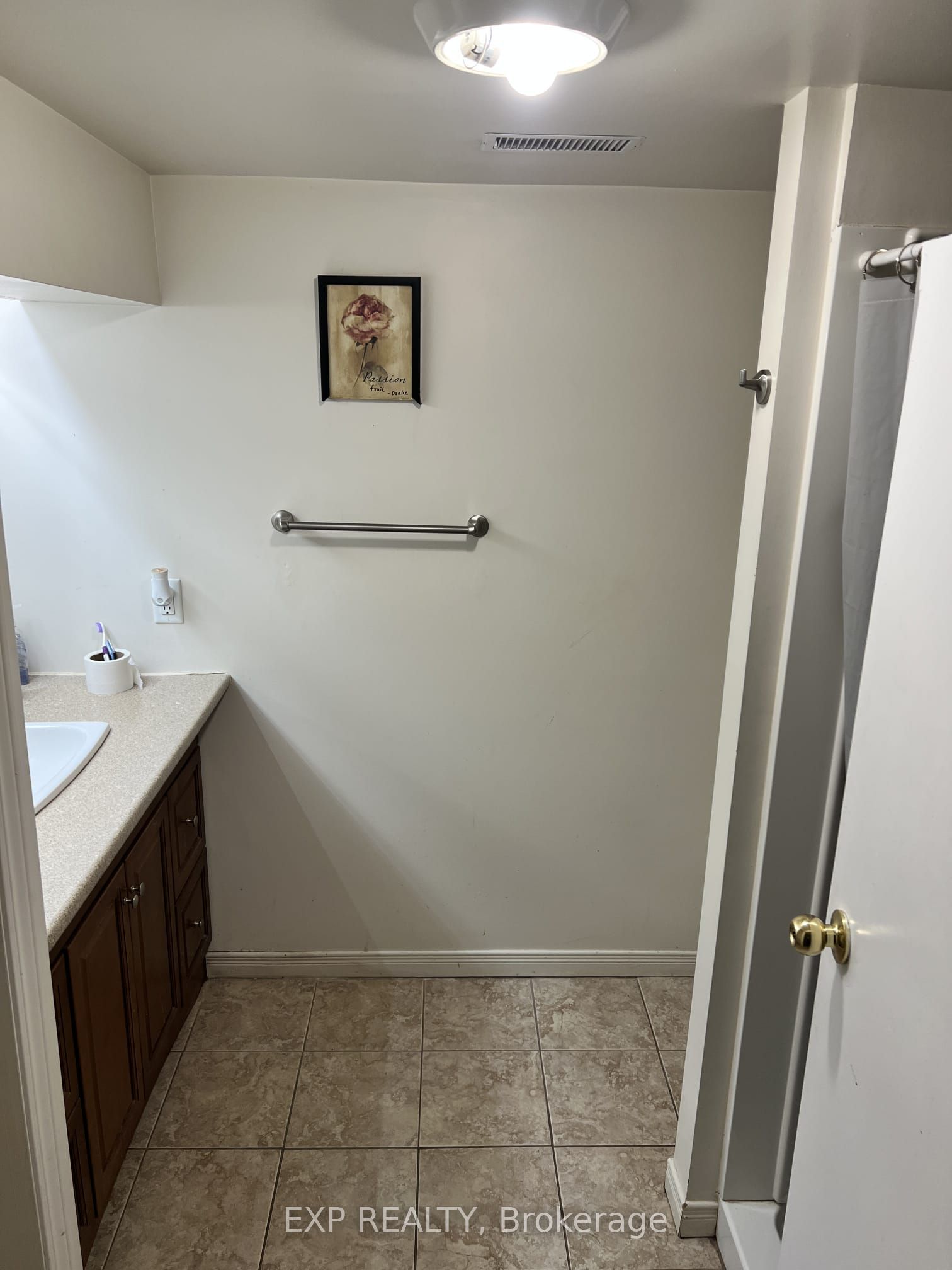 53 Madeira Drive Property Photo 13
