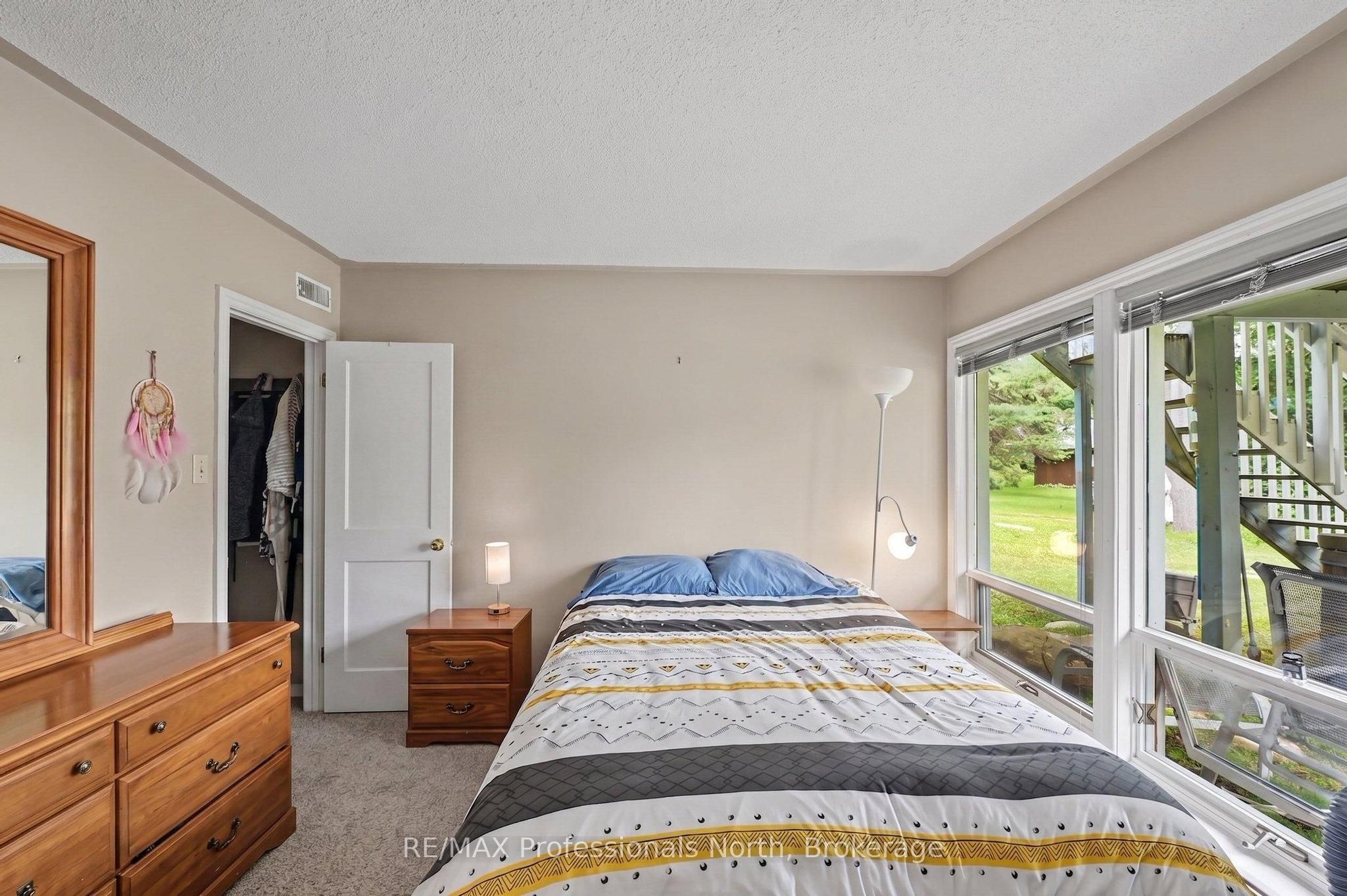1034 Ablett Court Property Photo 17