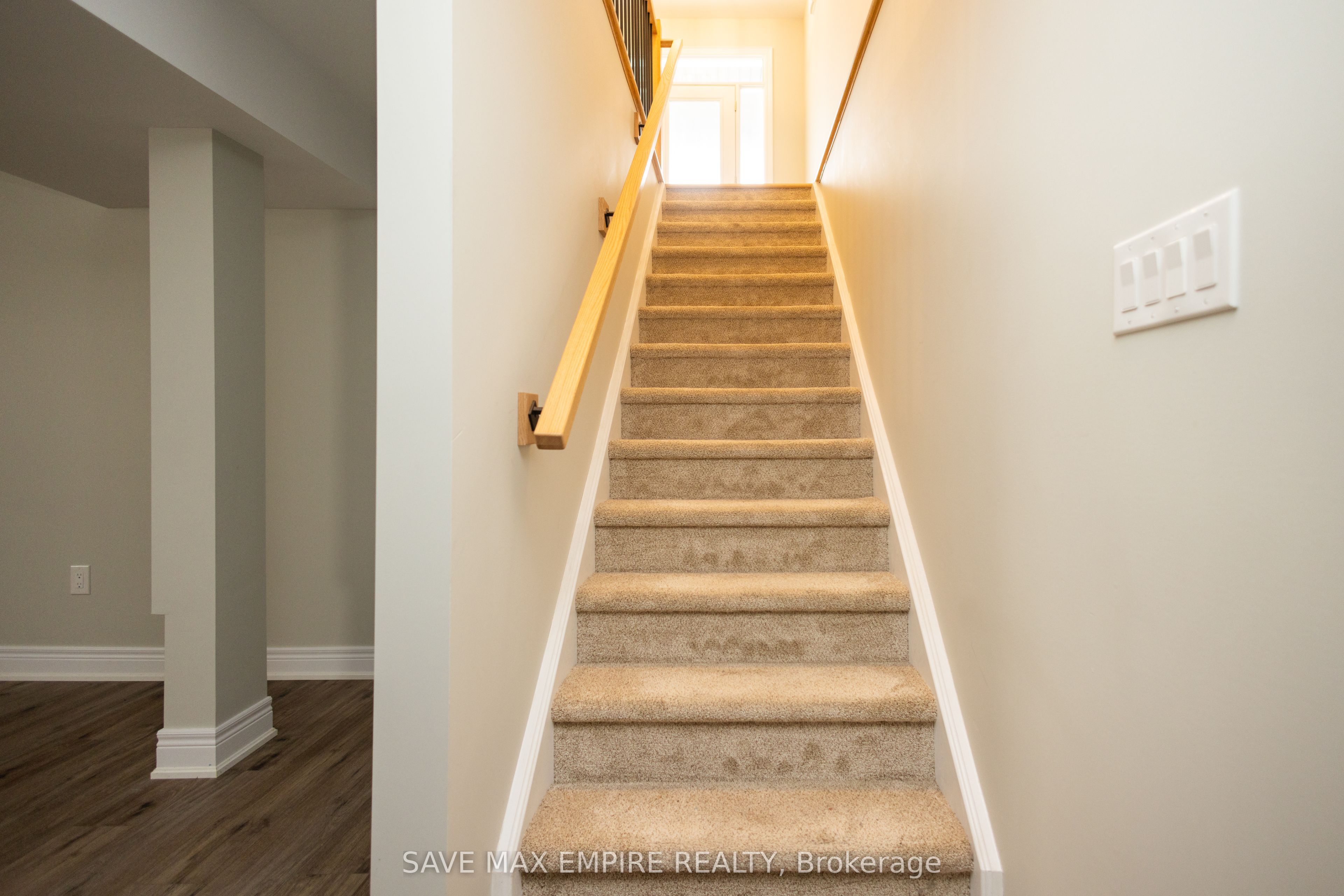 3580 Canfield Crescent Property Photo 12