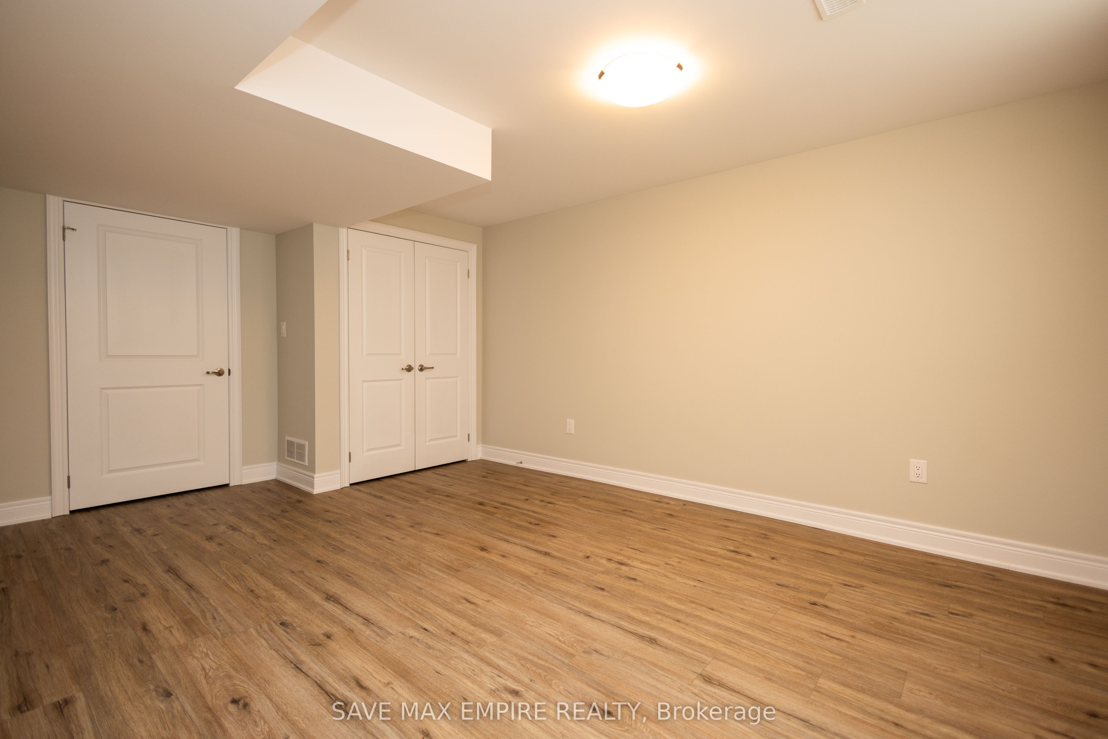 3580 Canfield Crescent Property Photo 13