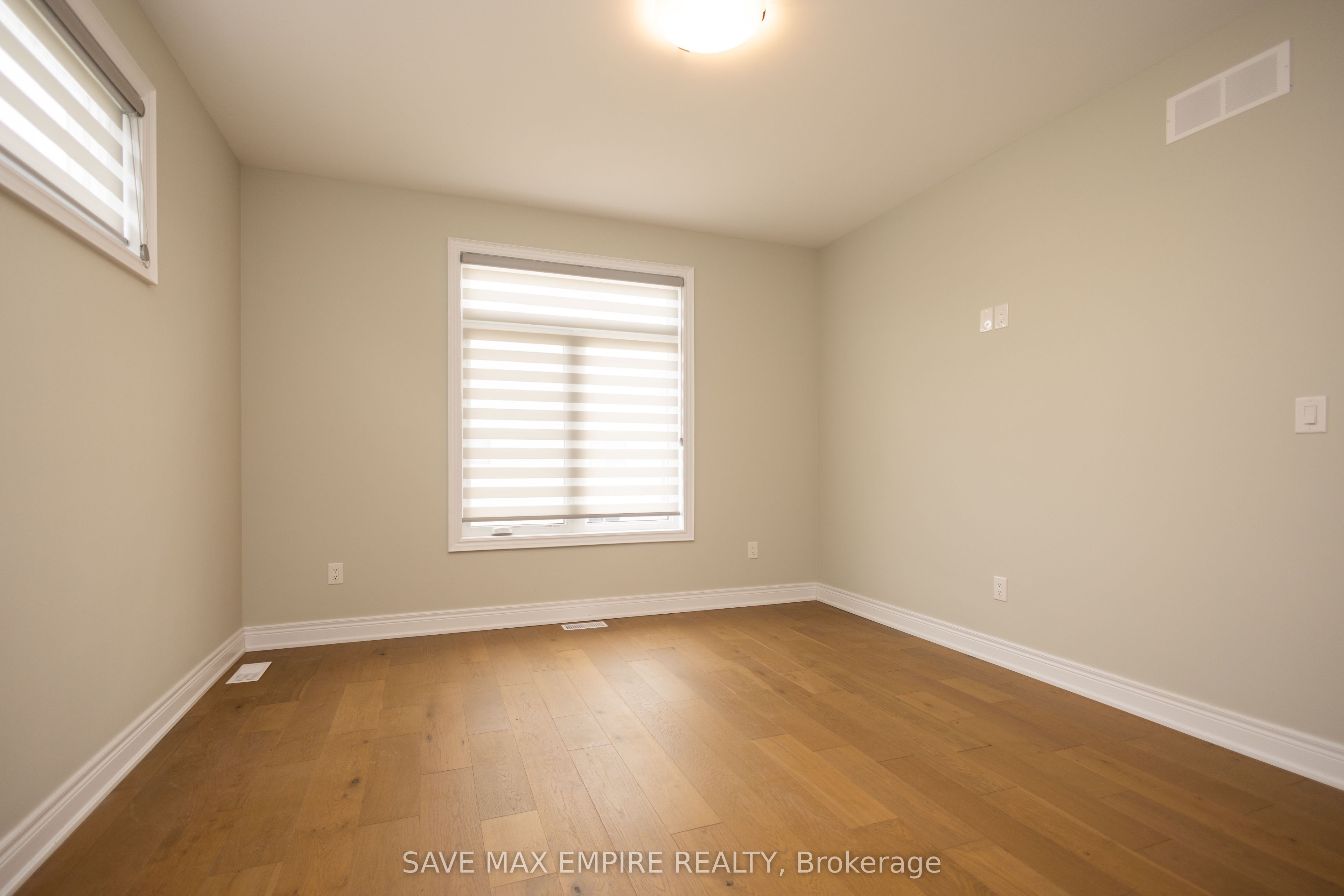 3580 Canfield Crescent Property Photo 26