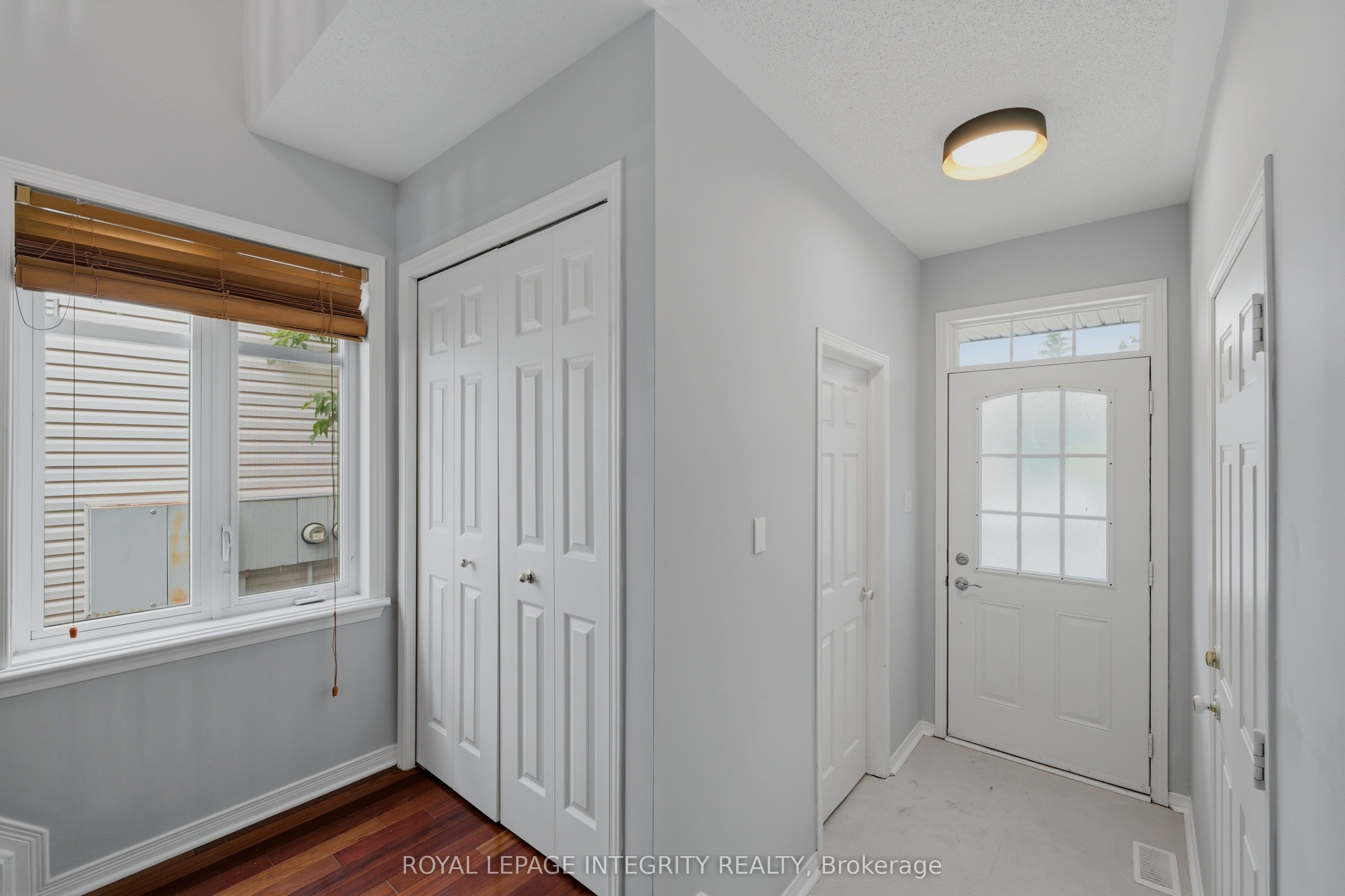 160 Deercroft Avenue Property Photo 3