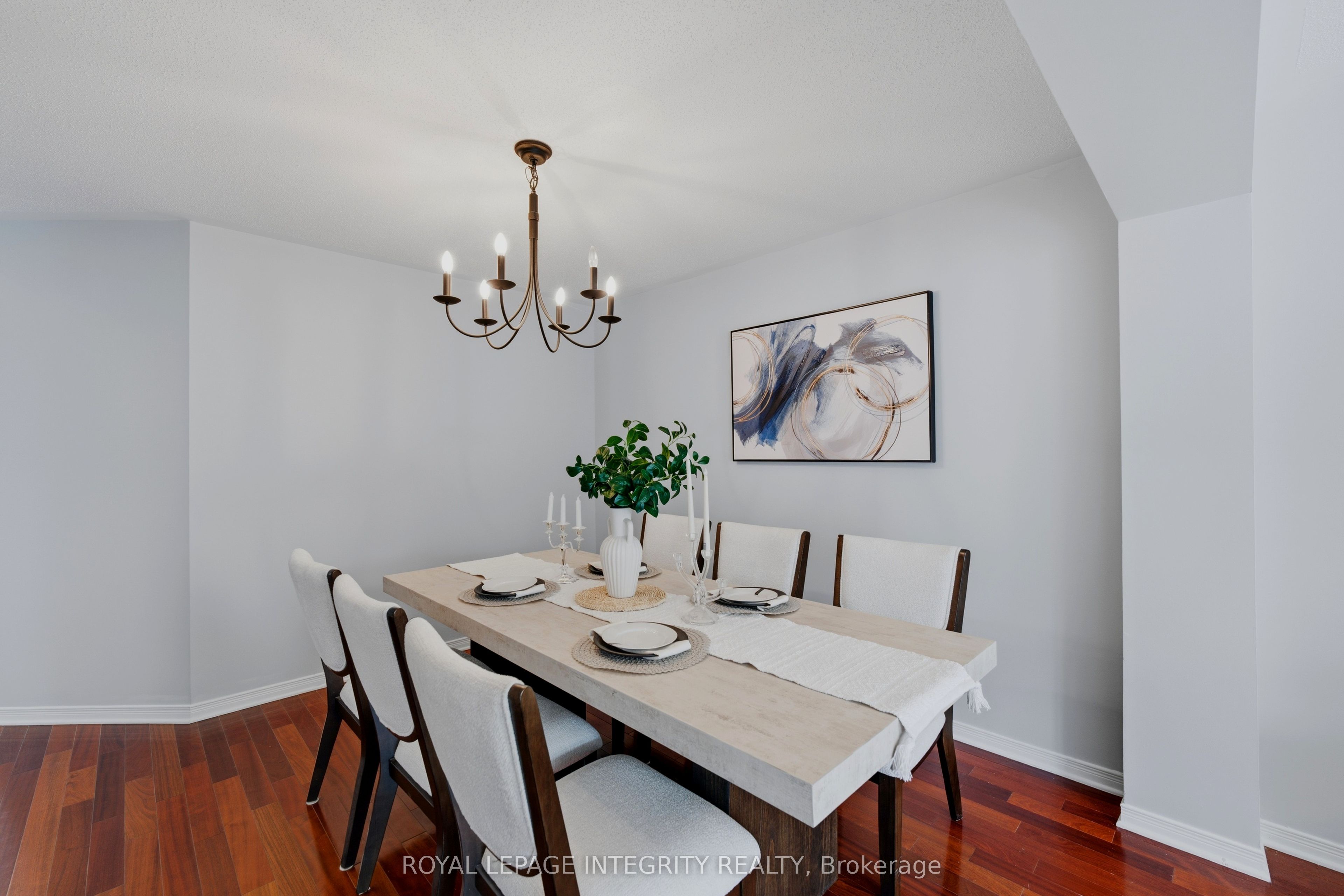 160 Deercroft Avenue Property Photo 8