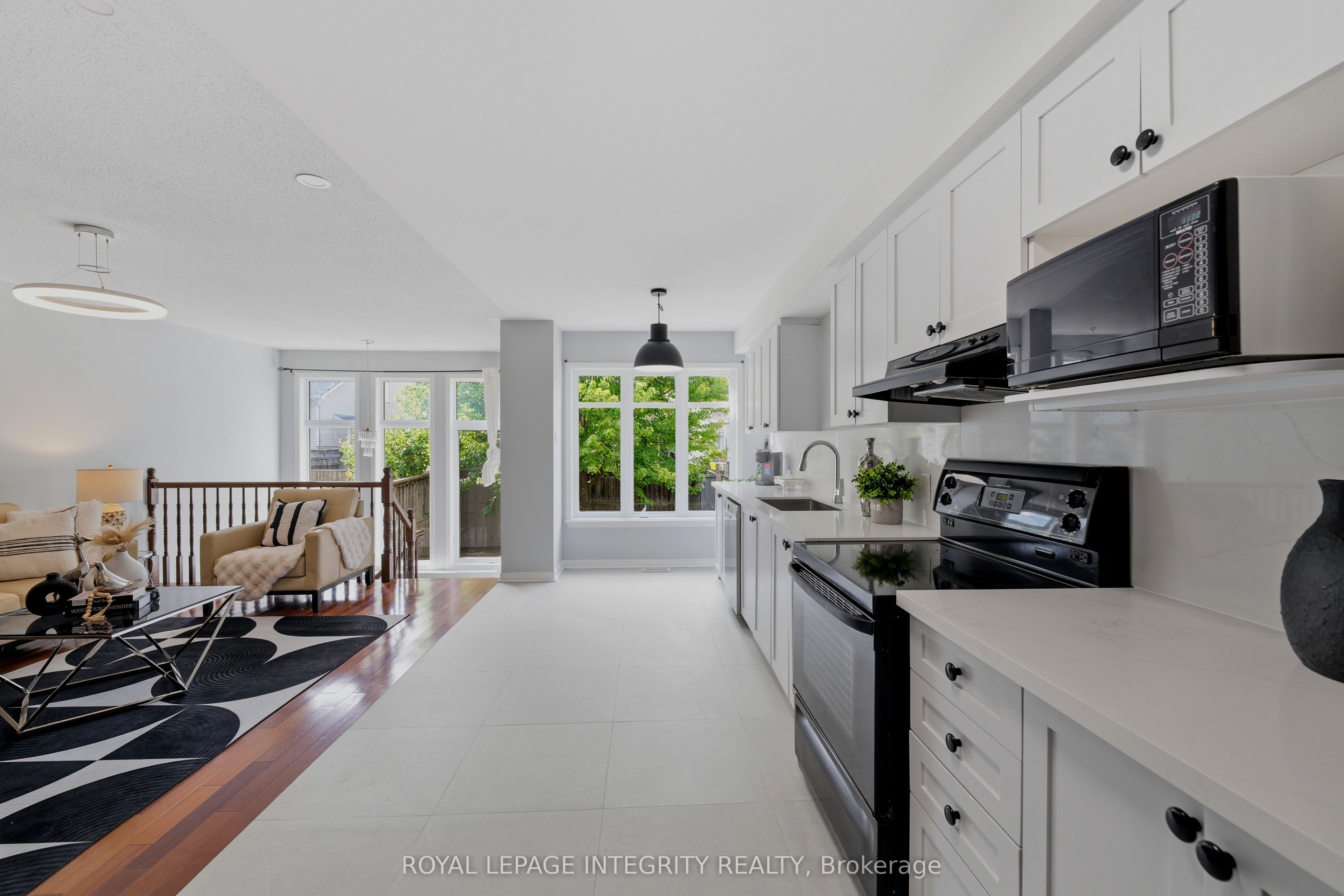 160 Deercroft Avenue Property Photo 15