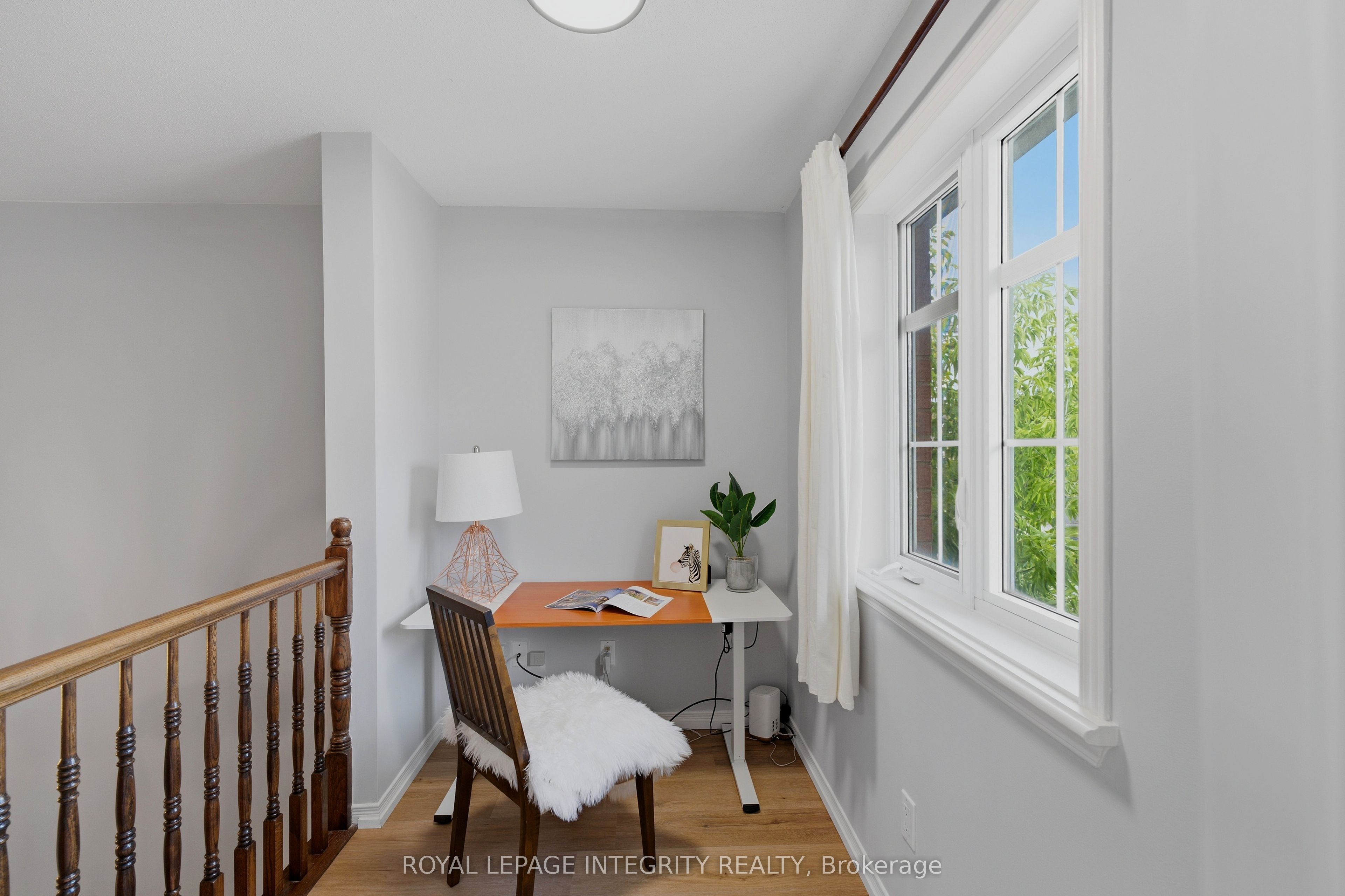 160 Deercroft Avenue Property Photo 21