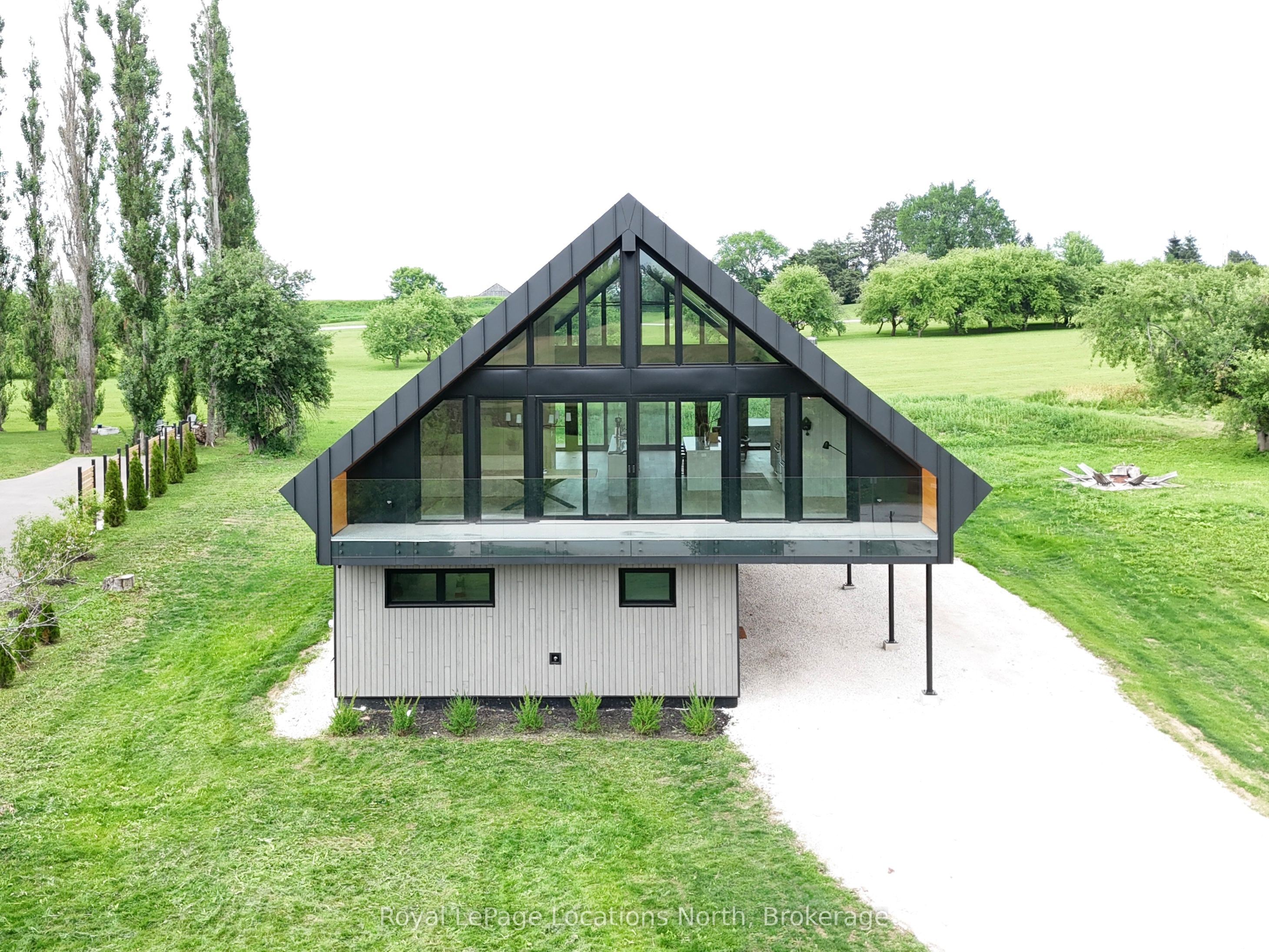 111 Slabtown Road Property Photo 5