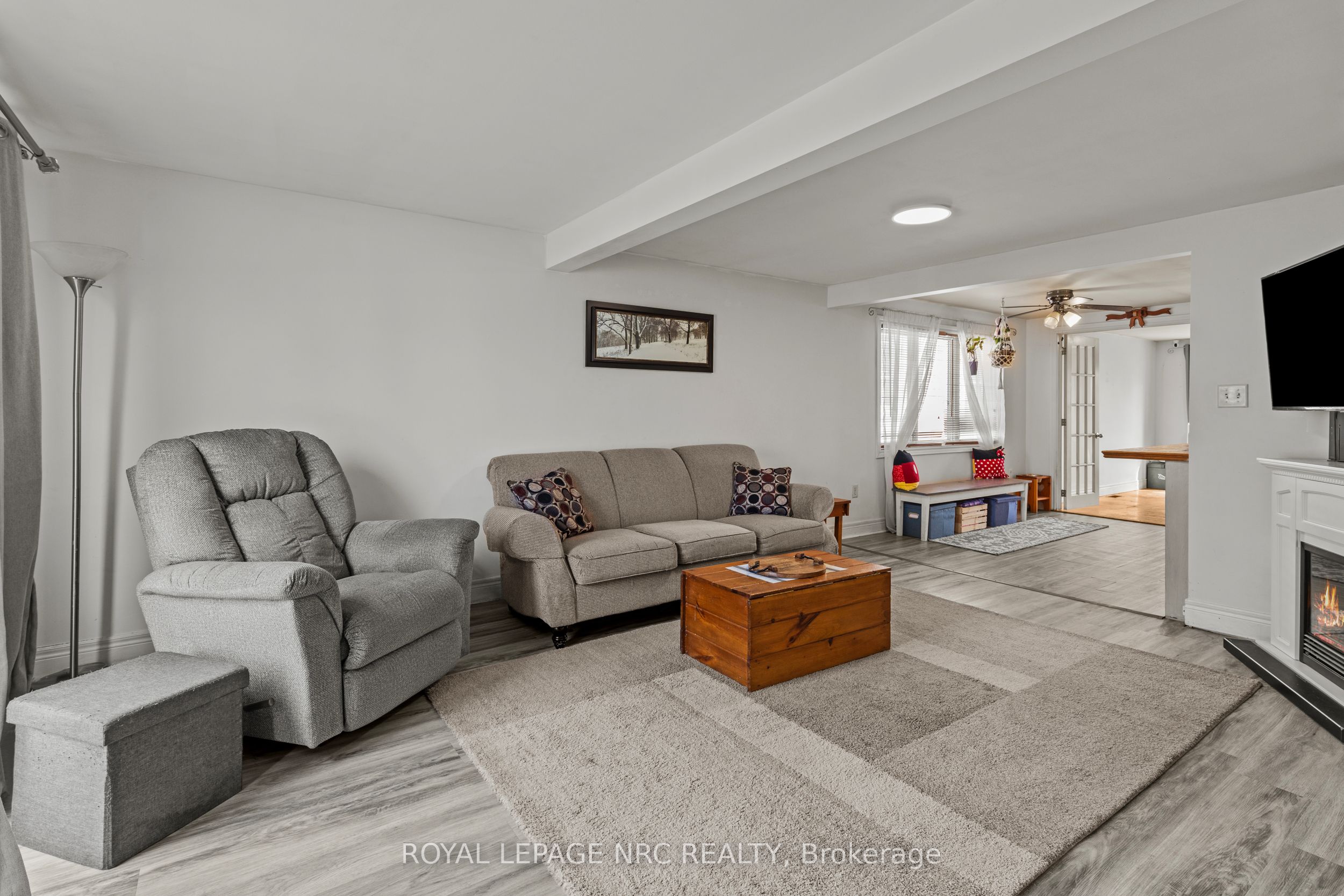 6504 Monroe Street Property Photo 6