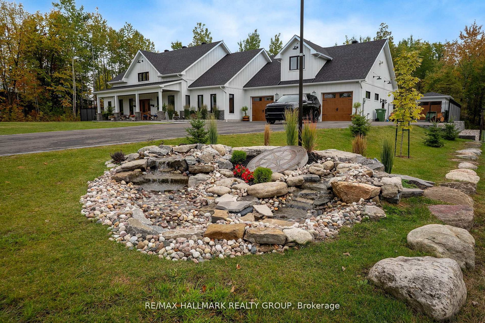 55 De La Seignerie Estates E Property Photo 4