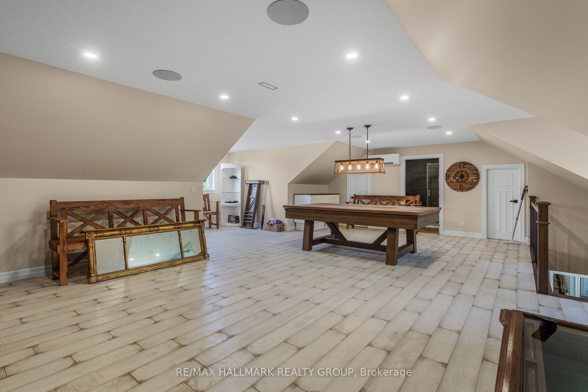 55 De La Seignerie Estates E Property Photo 39