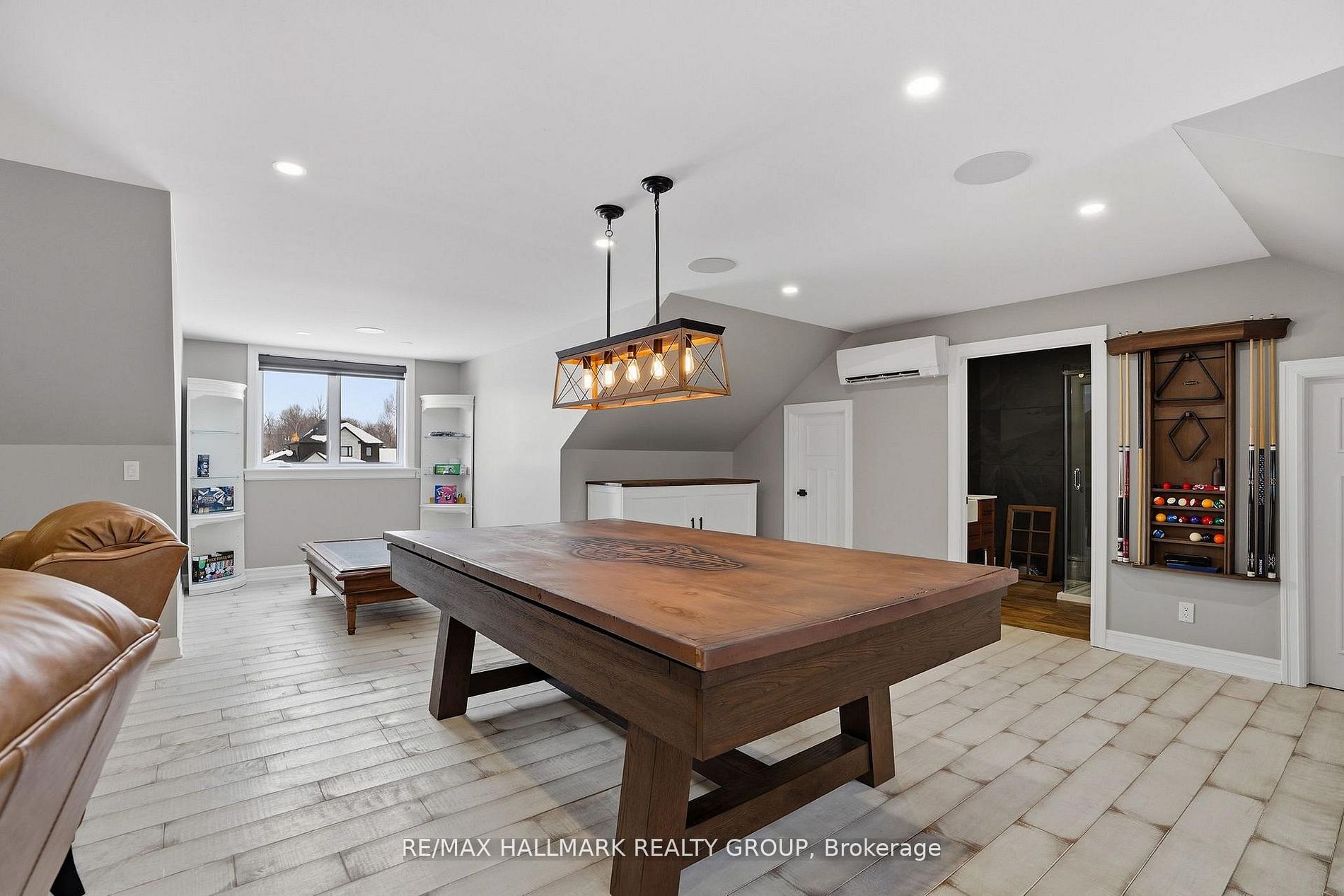 55 De La Seignerie Estates E Property Photo 46