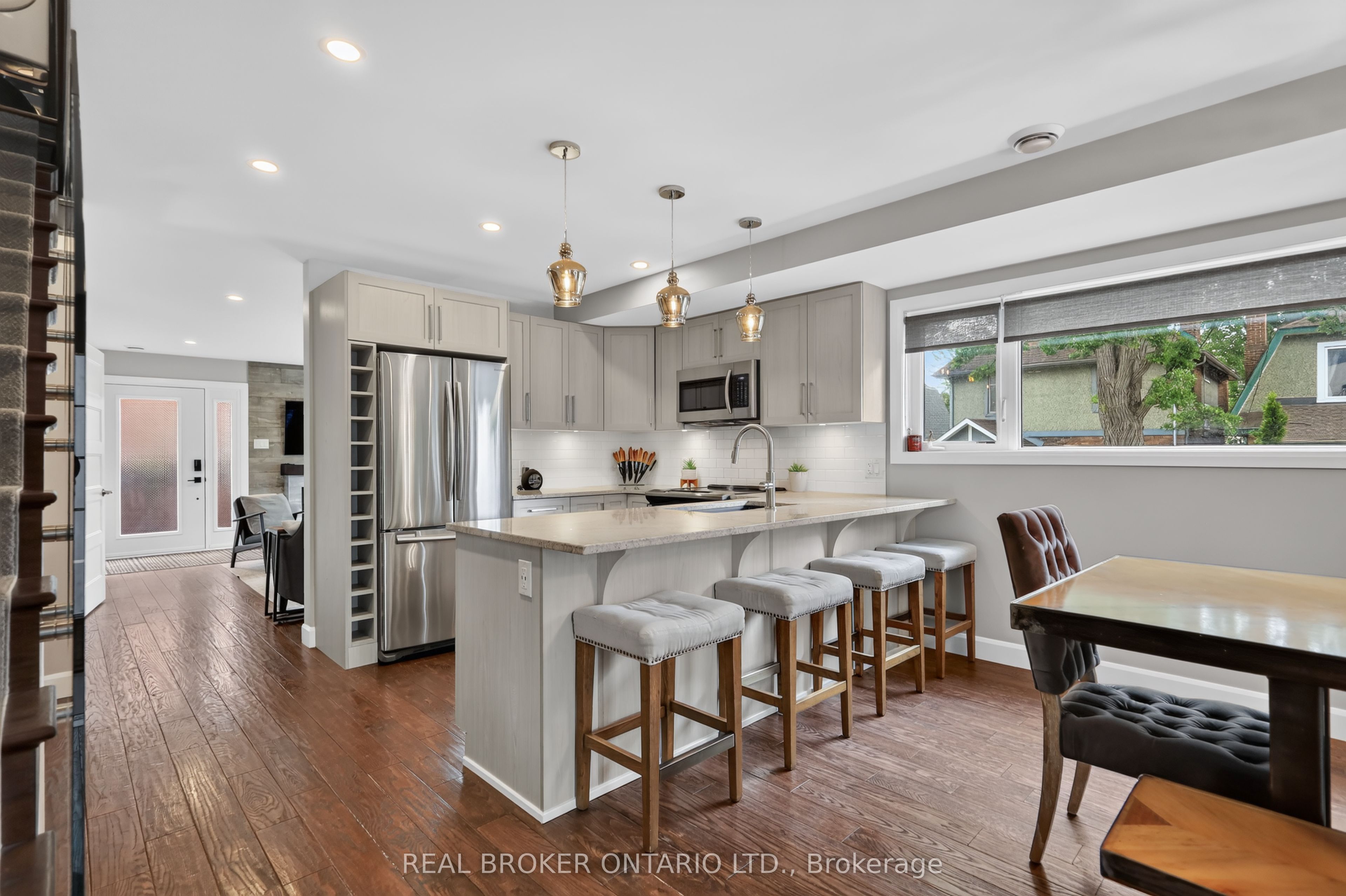 343 Riverdale Avenue Property Photo 8