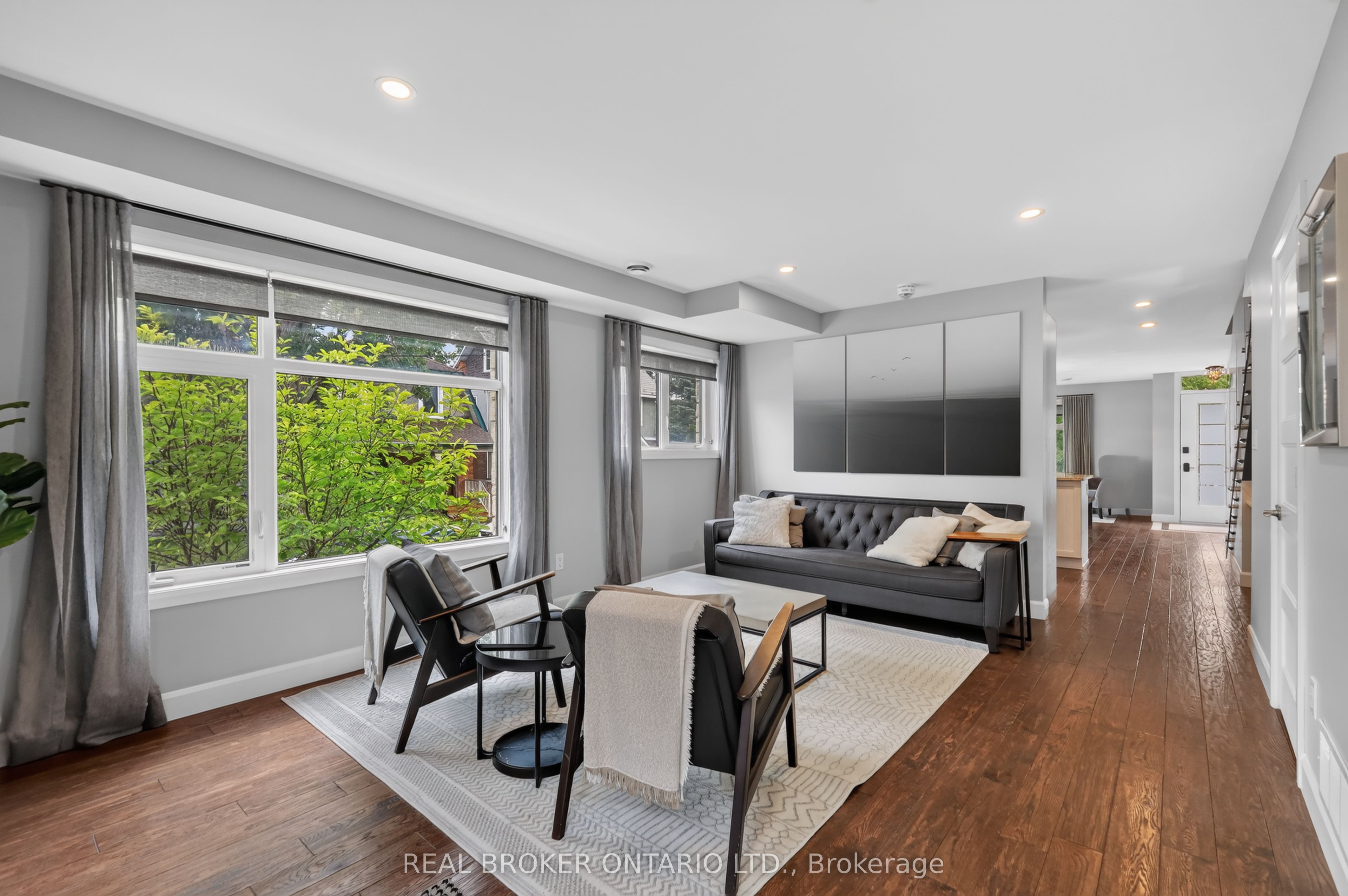 343 Riverdale Avenue Property Photo 10