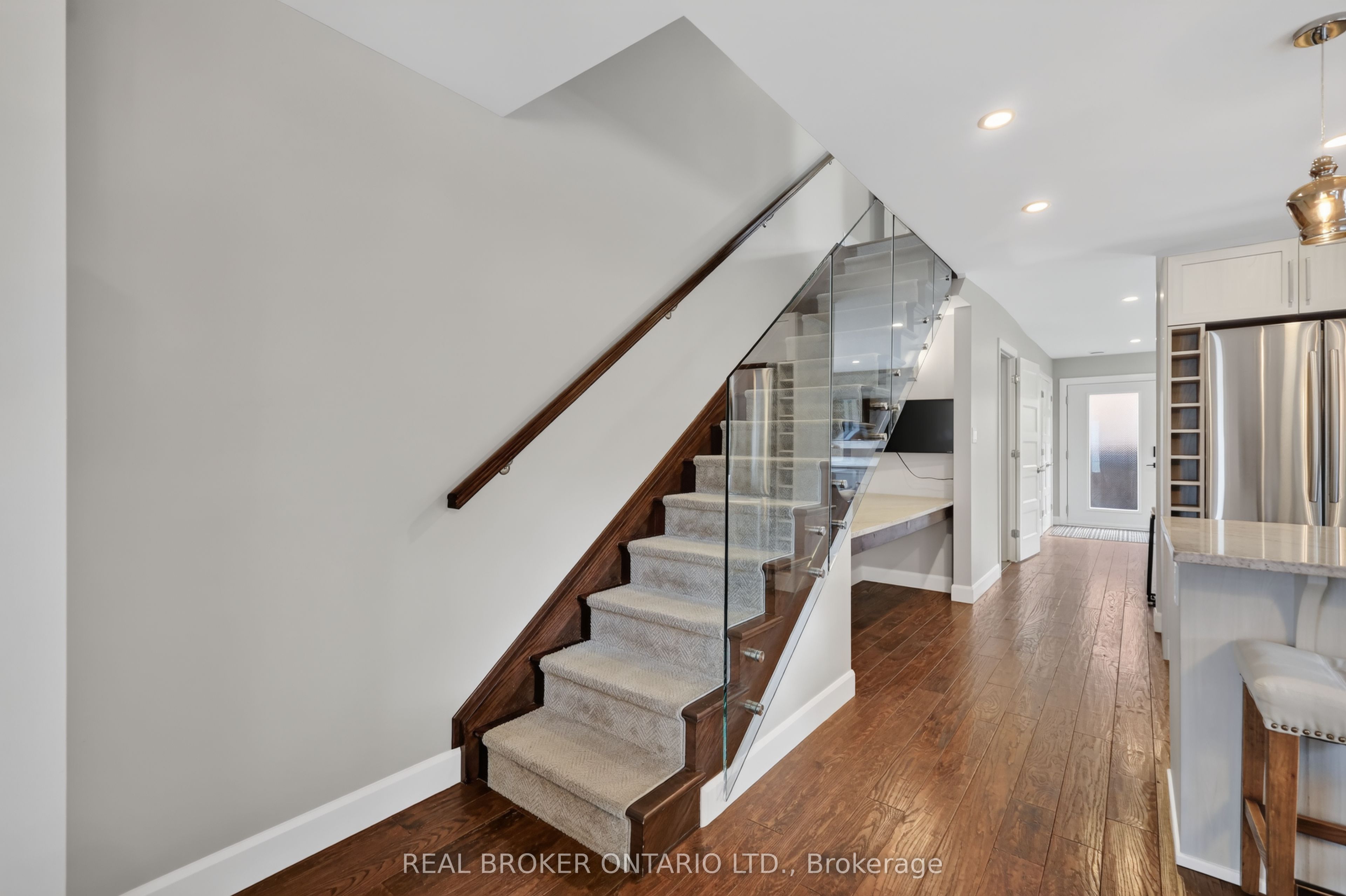 343 Riverdale Avenue Property Photo 13
