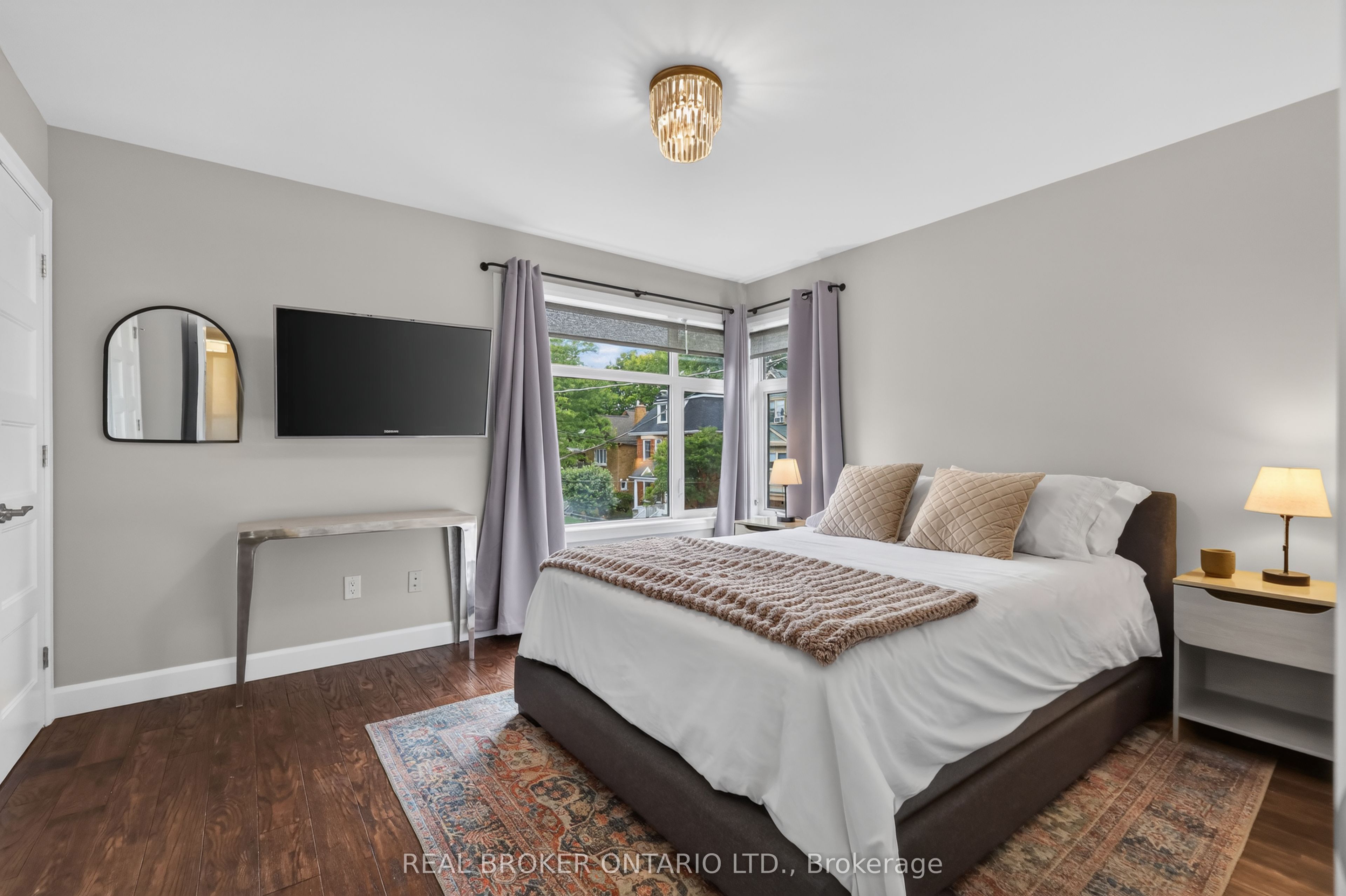 343 Riverdale Avenue Property Photo 15