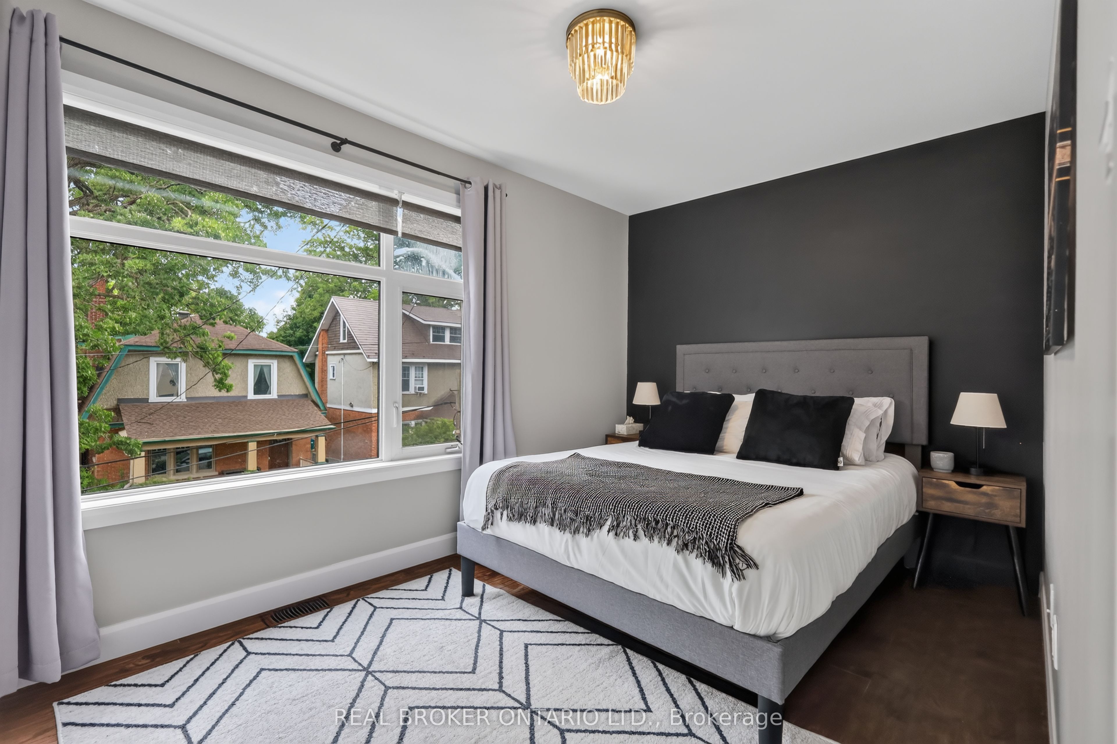343 Riverdale Avenue Property Photo 18